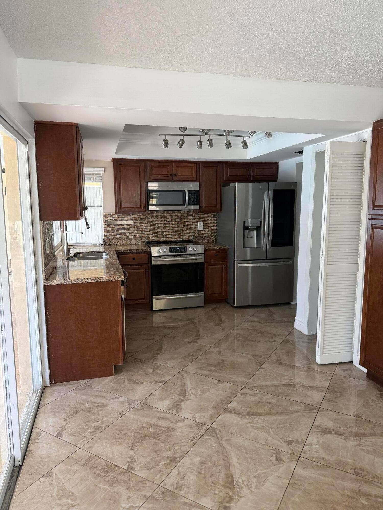 6957 NW 9TH Court, Margate, FL 33063 IMG_7096