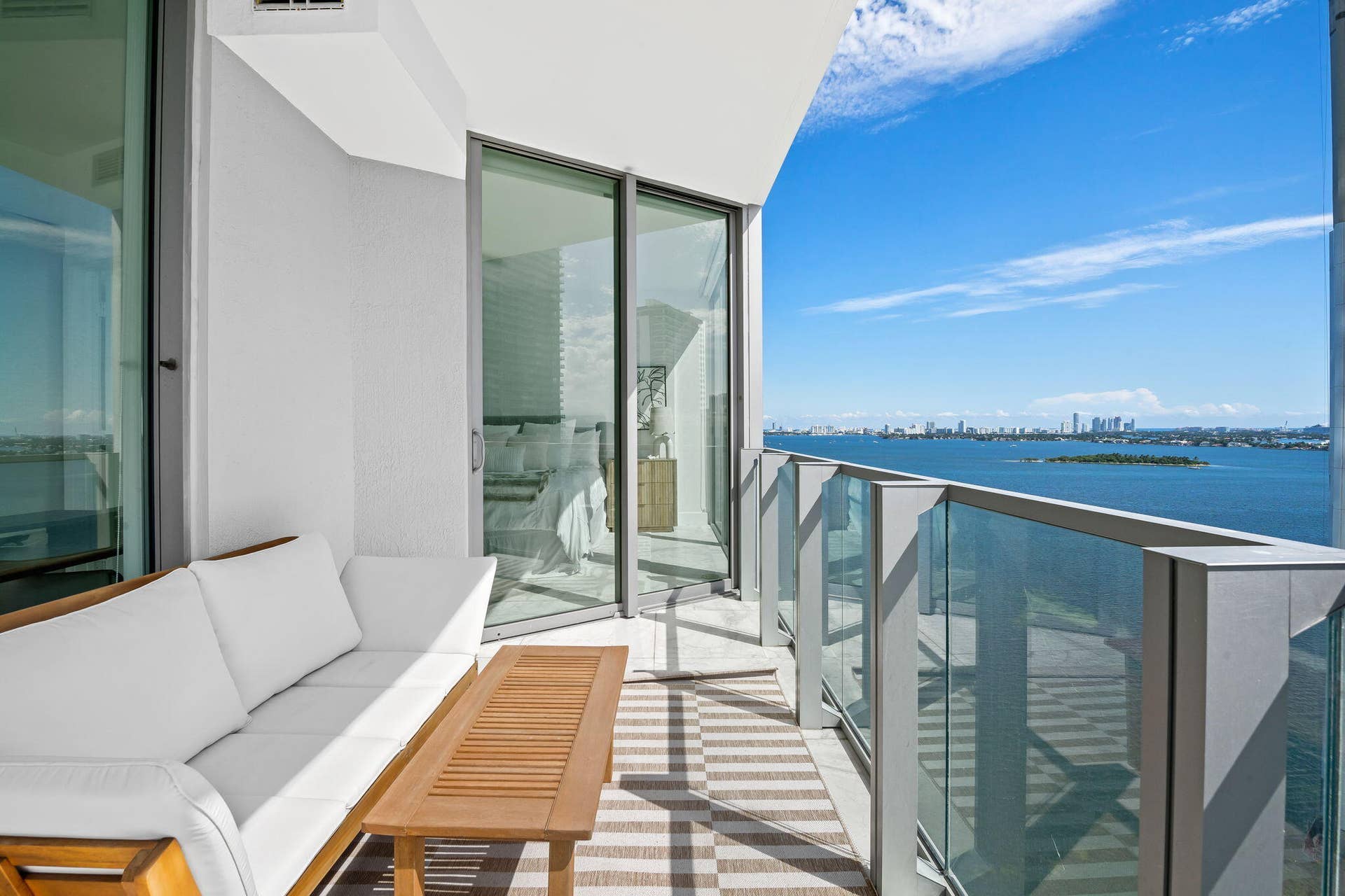 2900 NE 7th Avenue, #1909, Miami, FL 33137 15-web-or-mls-BEC00210