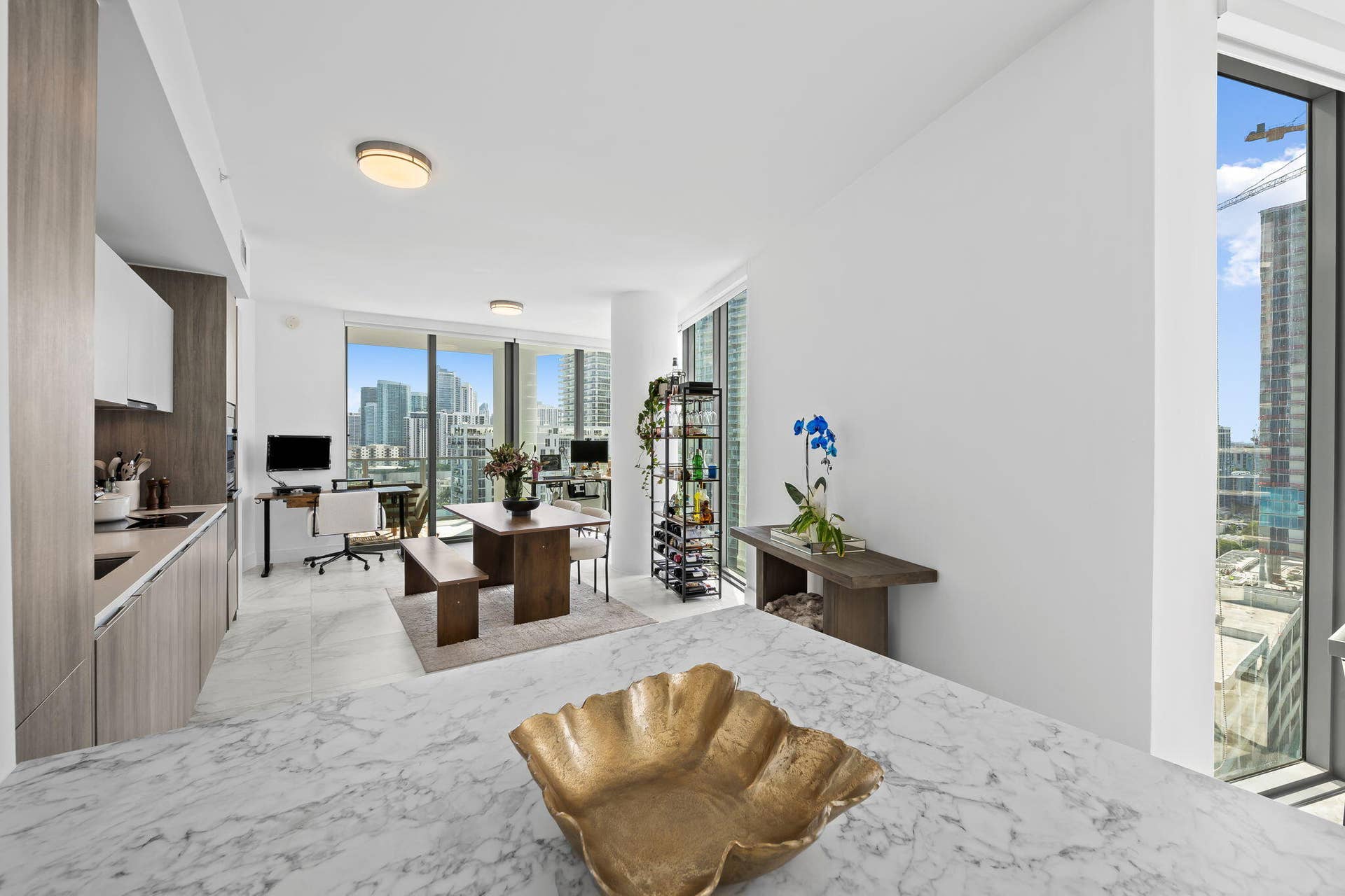 2900 NE 7th Avenue, #1909, Miami, FL 33137 18-web-or-mls-BEC00243