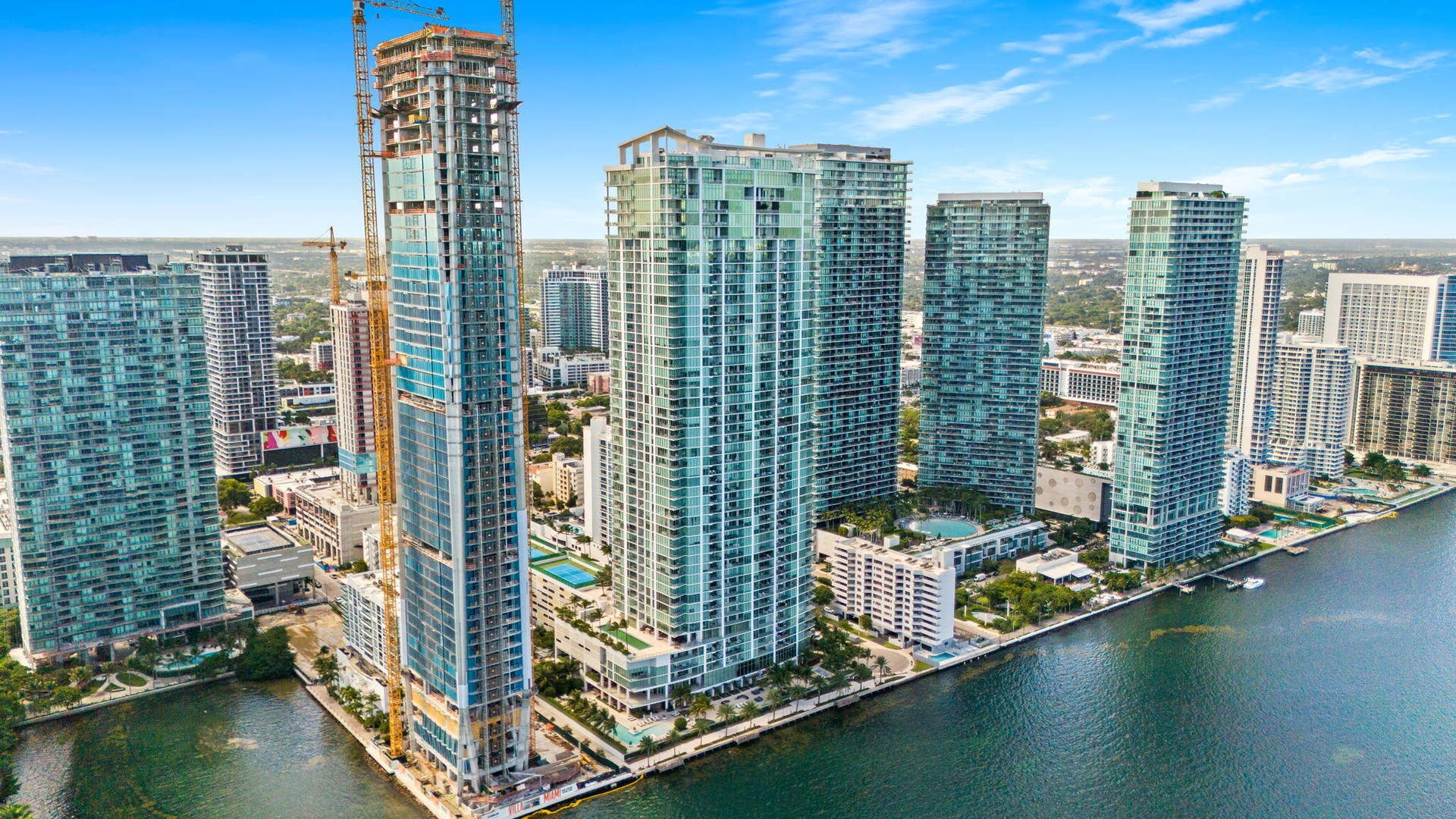 2900 NE 7th Avenue, #1909, Miami, FL 33137 33-web-or-mls-DJI_20261012151628_0013_D