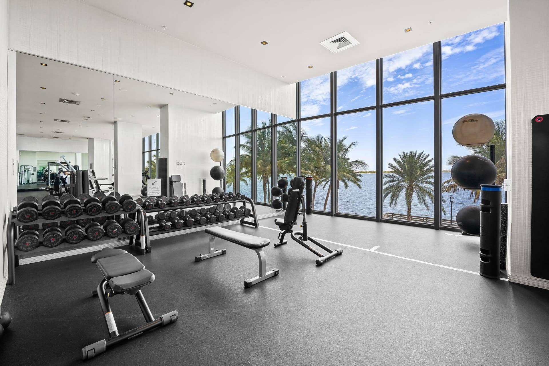 2900 NE 7th Avenue, #1909, Miami, FL 33137 27-web-or-mls-BEC00309