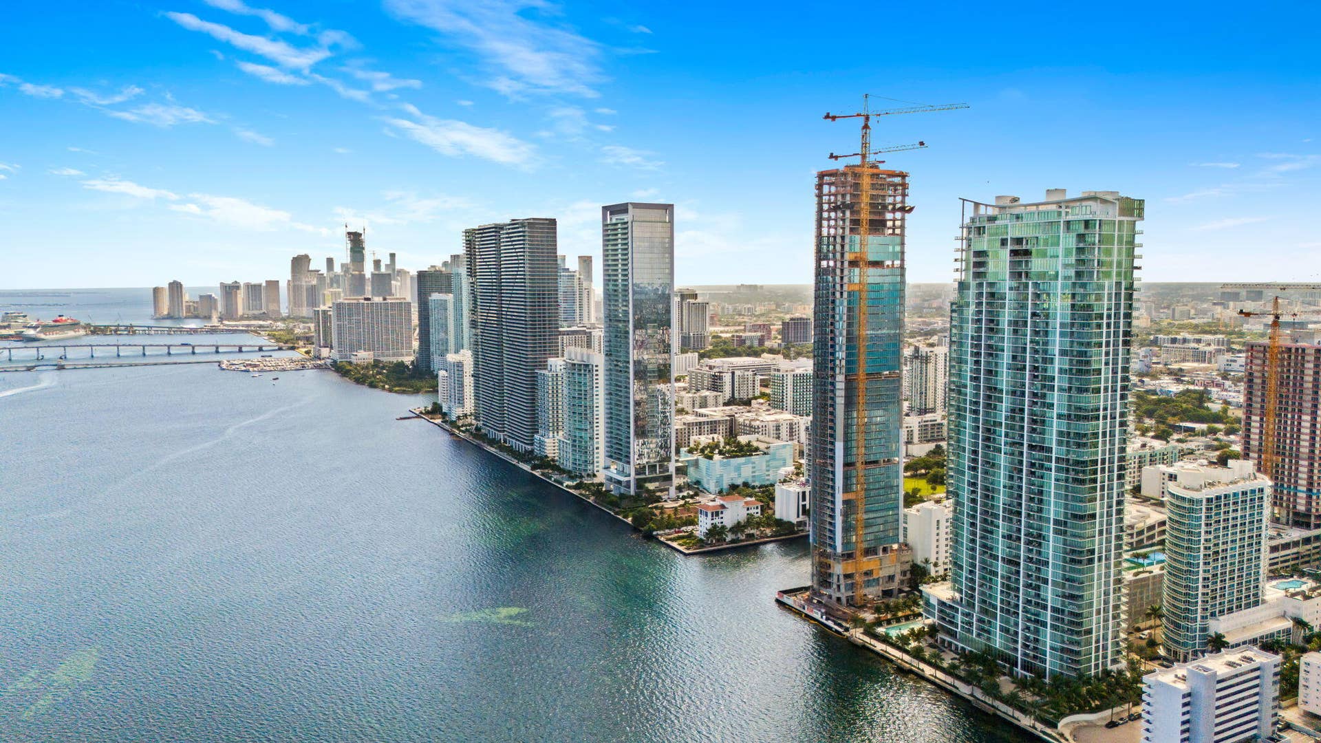 2900 NE 7th Avenue, #1909, Miami, FL 33137 32-web-or-mls-DJI_20261012151534_0009_D