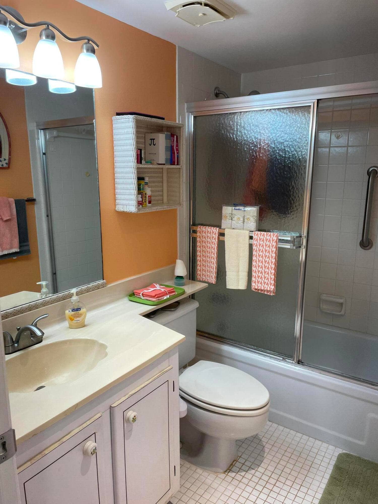 3605 S OCEAN Boulevard, #224, South Palm Beach, FL 33480 2nd Bathroom