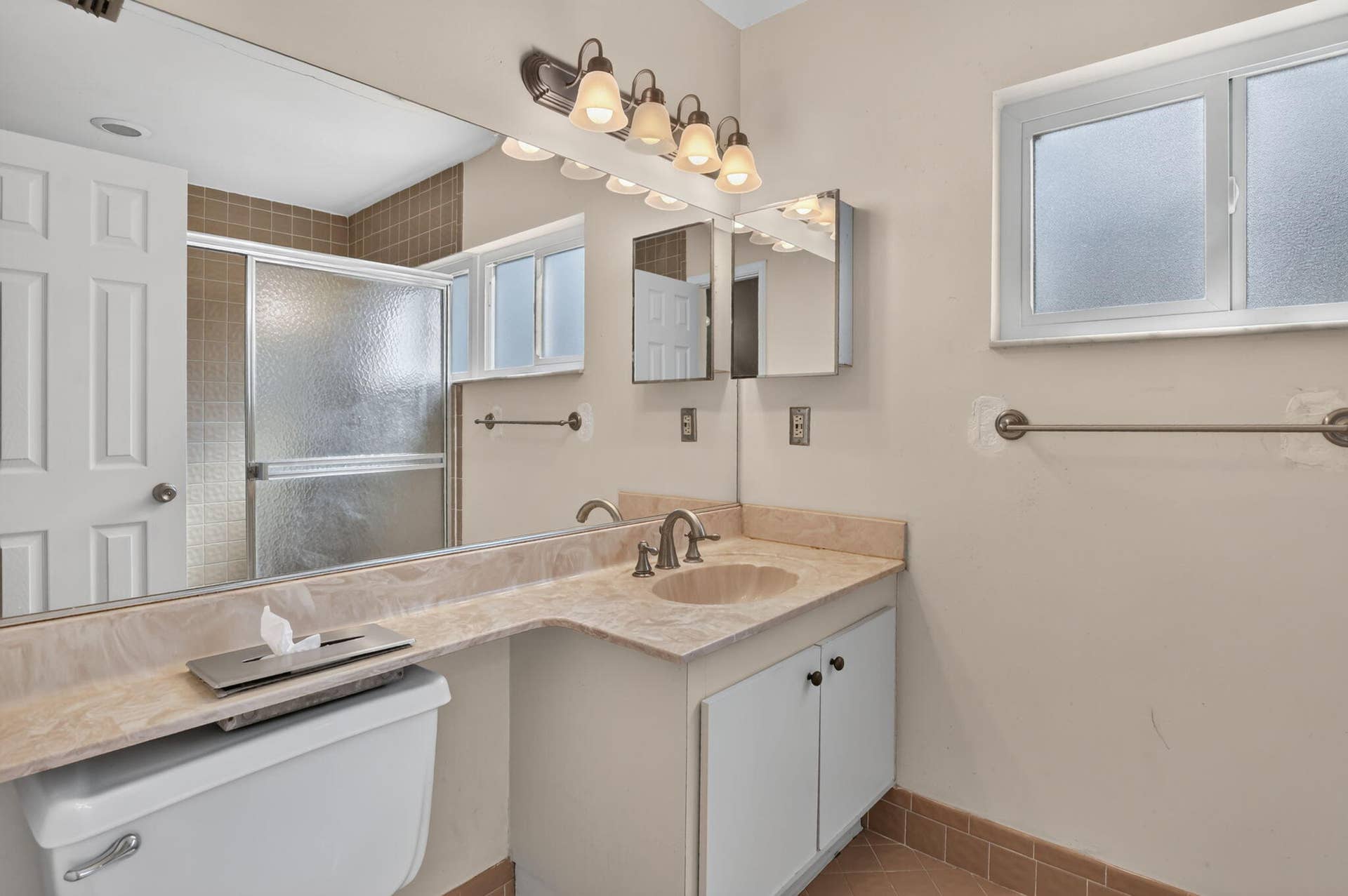 Main Bathroom