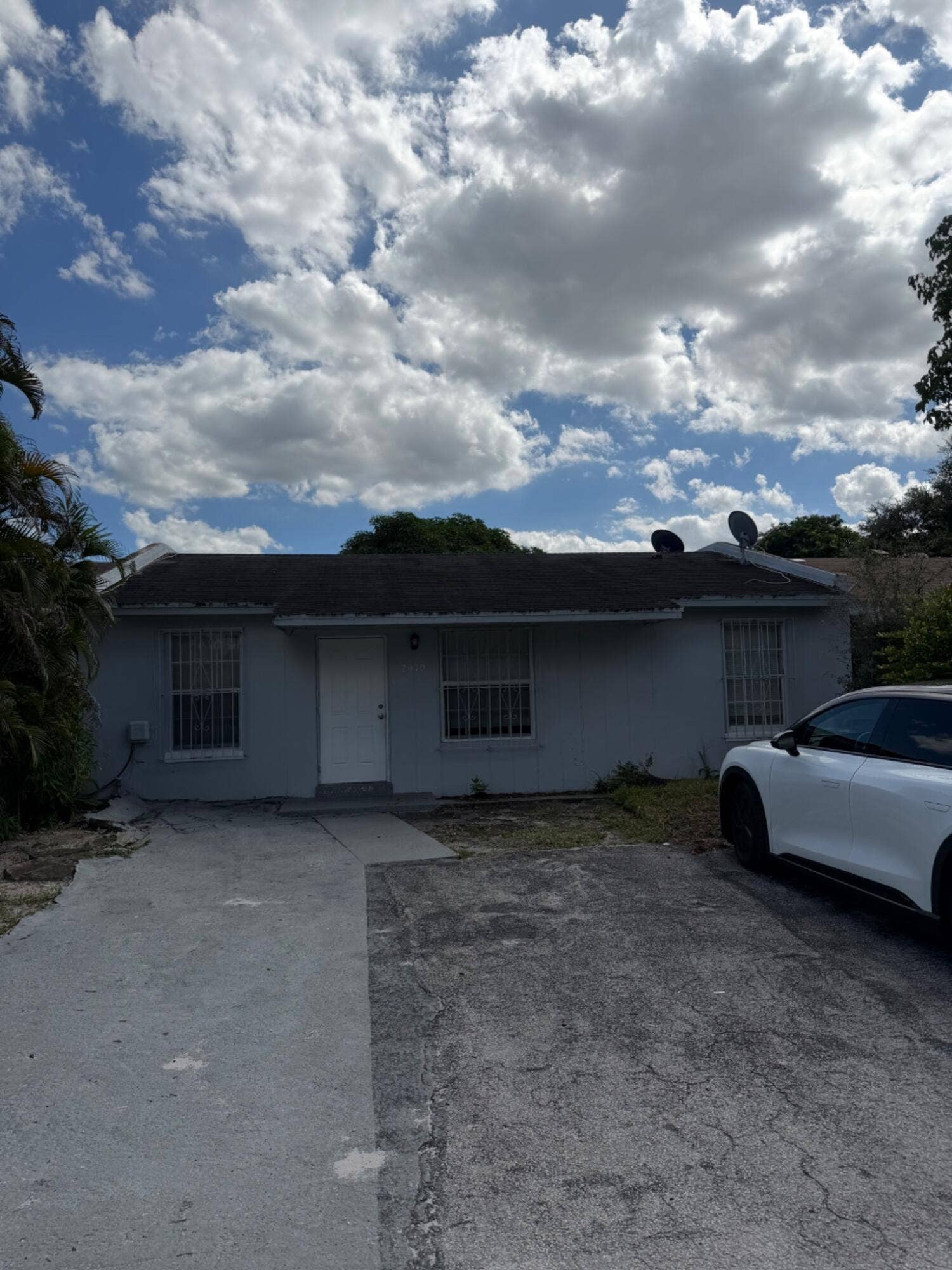 2910 NW 195TH Street, Miami Gardens, Miami Gardens, FL 33056 1