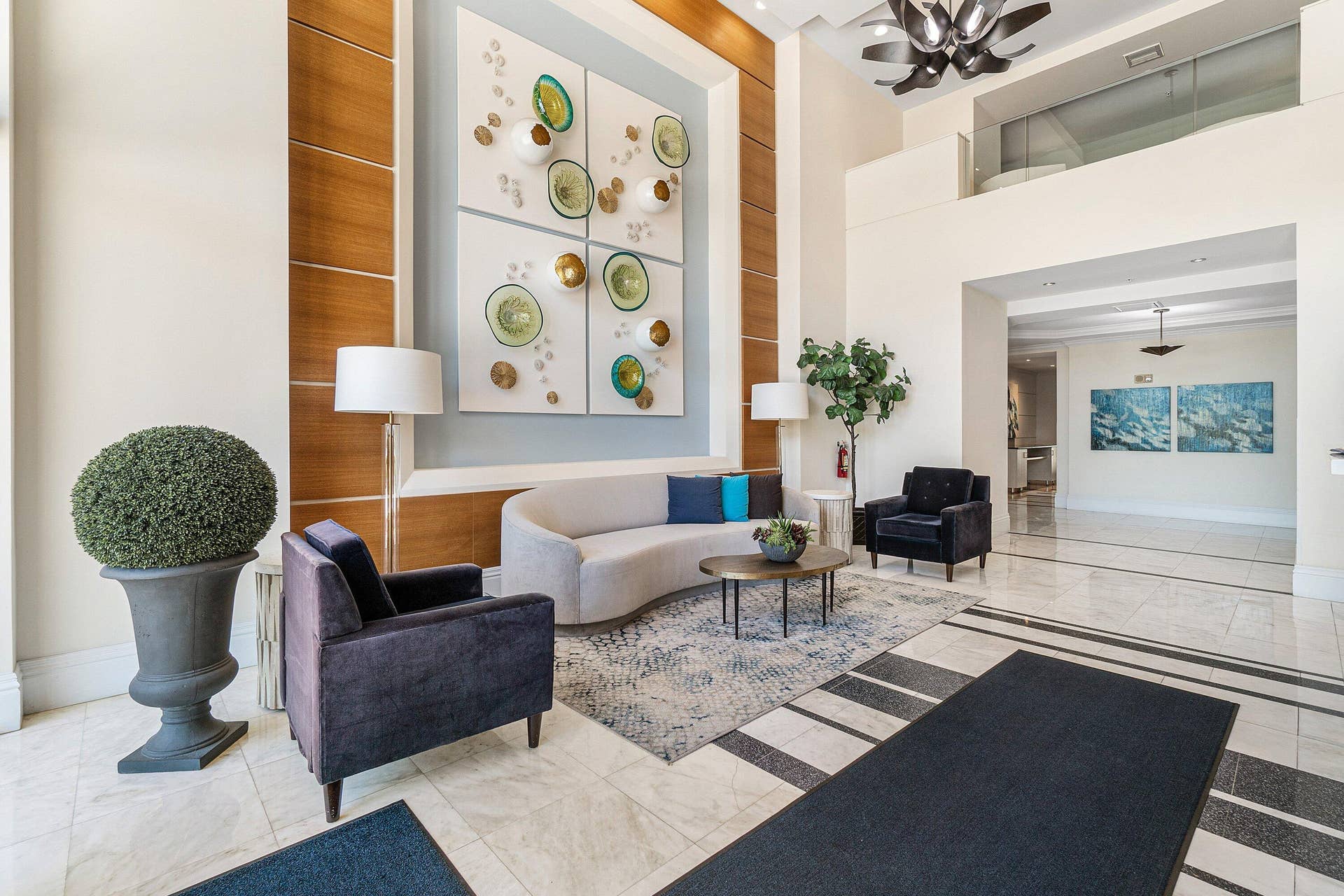 054-700EastBoyntonBeachBoulevard-710-Boy