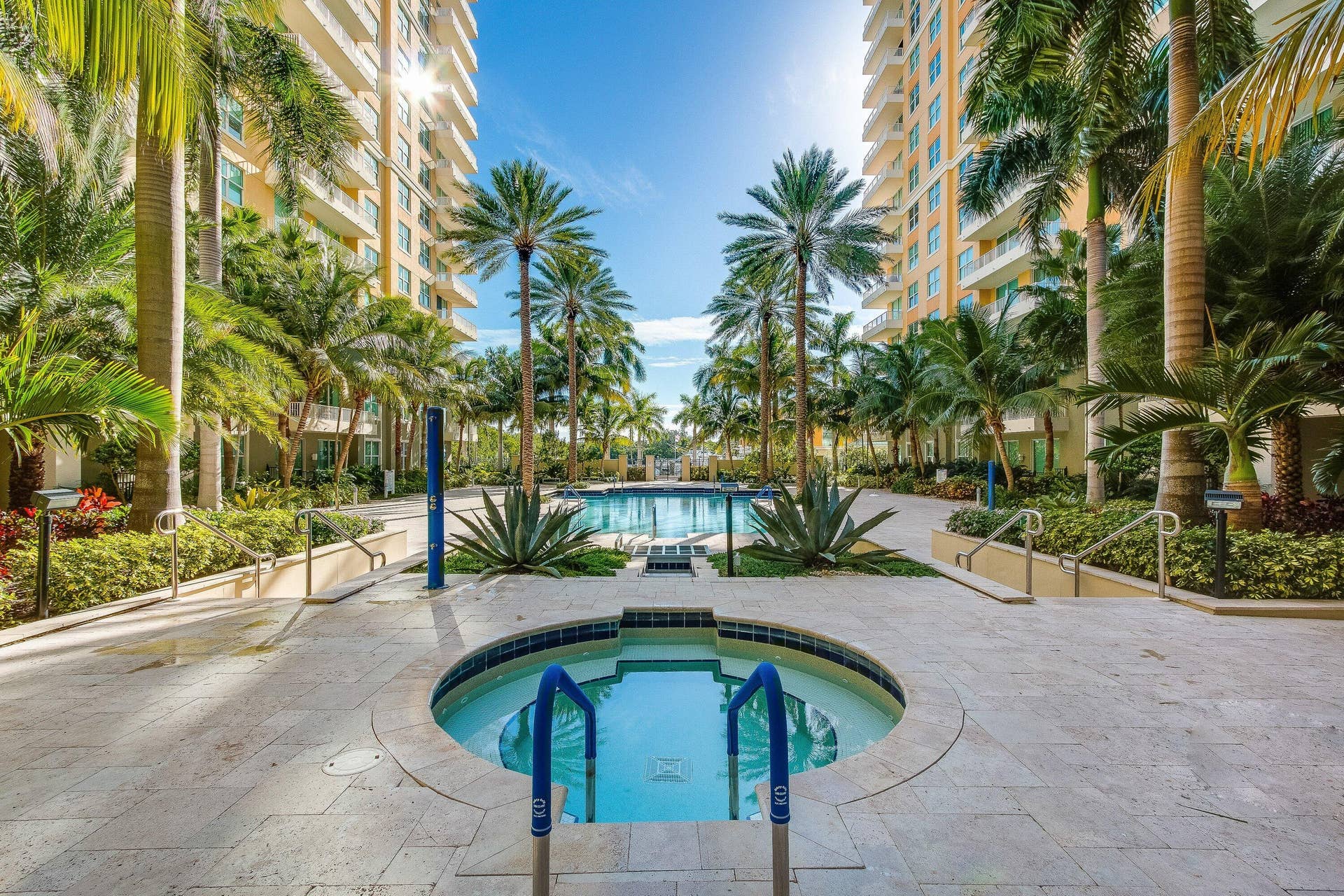 050-700EastBoyntonBeachBoulevard-710-Boy
