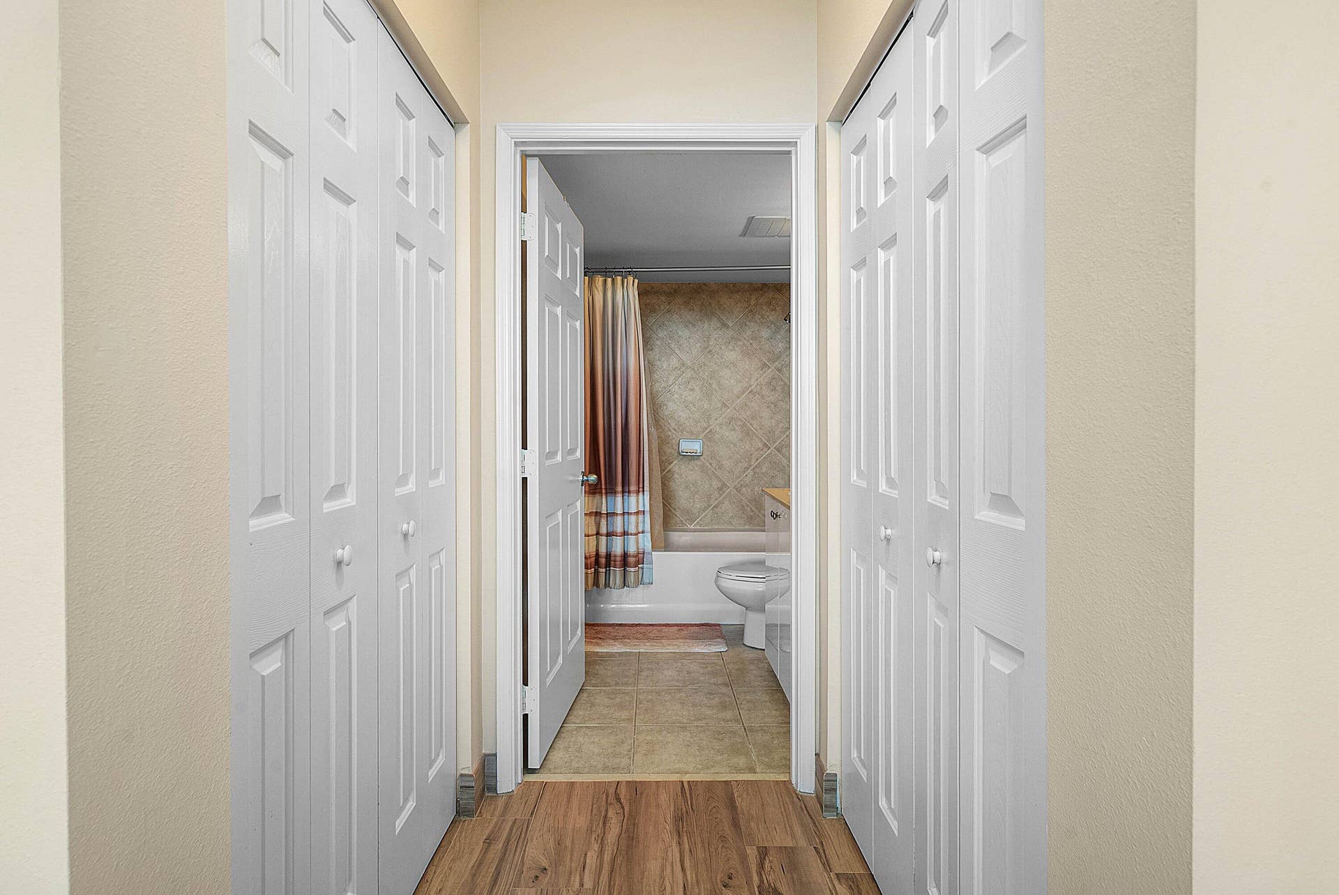 017-700EastBoyntonBeachBoulevard-710-Boy