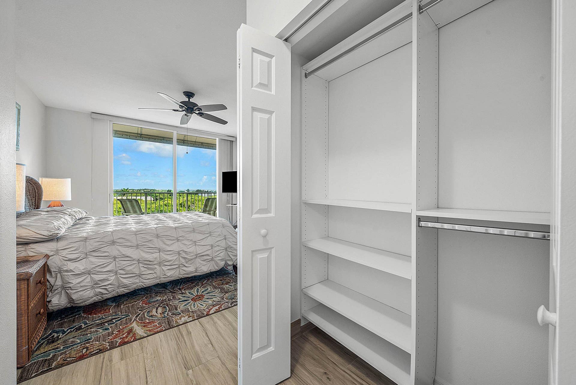 021-700EastBoyntonBeachBoulevard-710-Boy