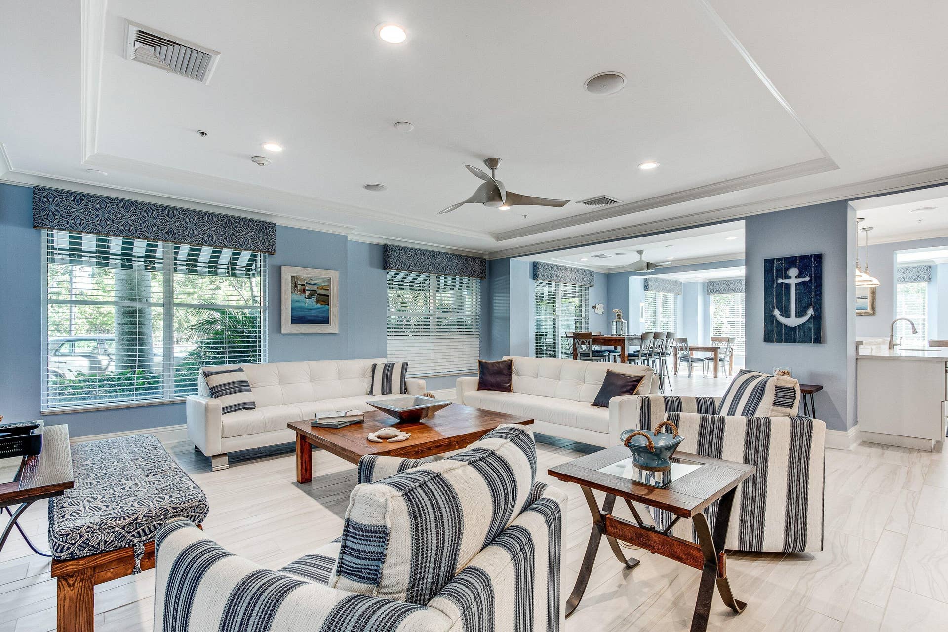 061-700EastBoyntonBeachBoulevard-710-Boy