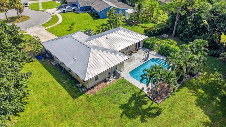 Property photo for 127 Raven Court, Royal Palm Beach, FL