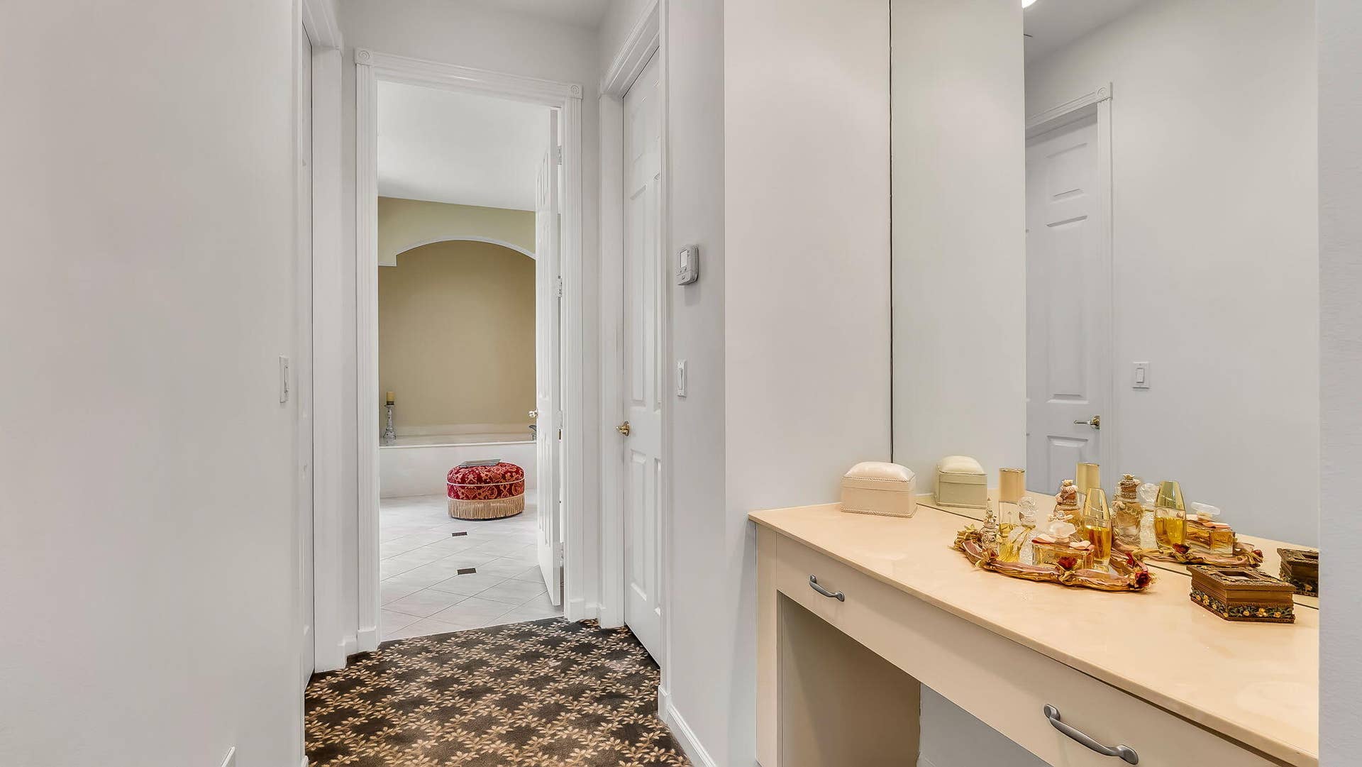 Primary Dressing Area