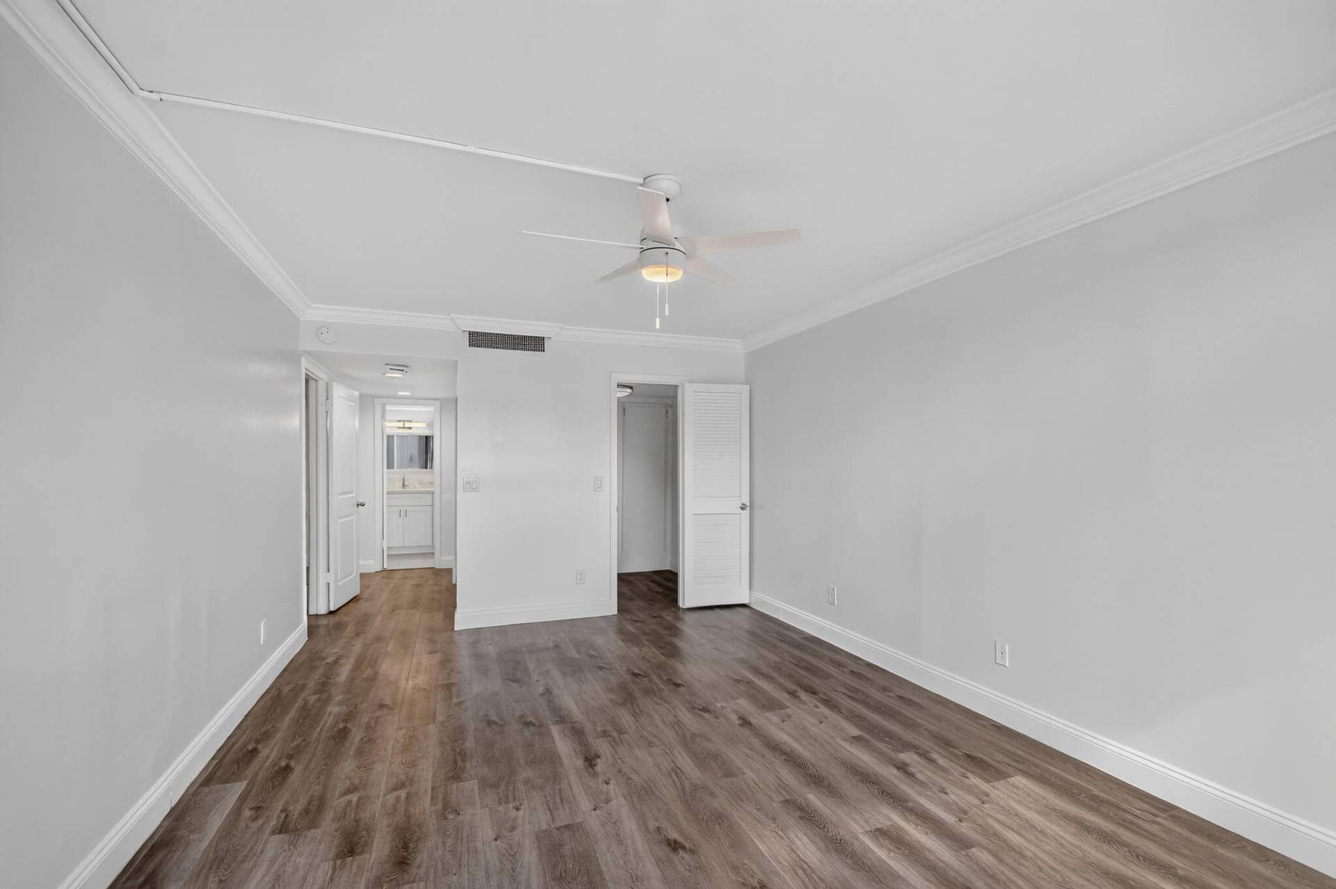 3589 S OCEAN Boulevard, #303, South Palm Beach, FL 33480 6-web-or-mls-DSC_1241