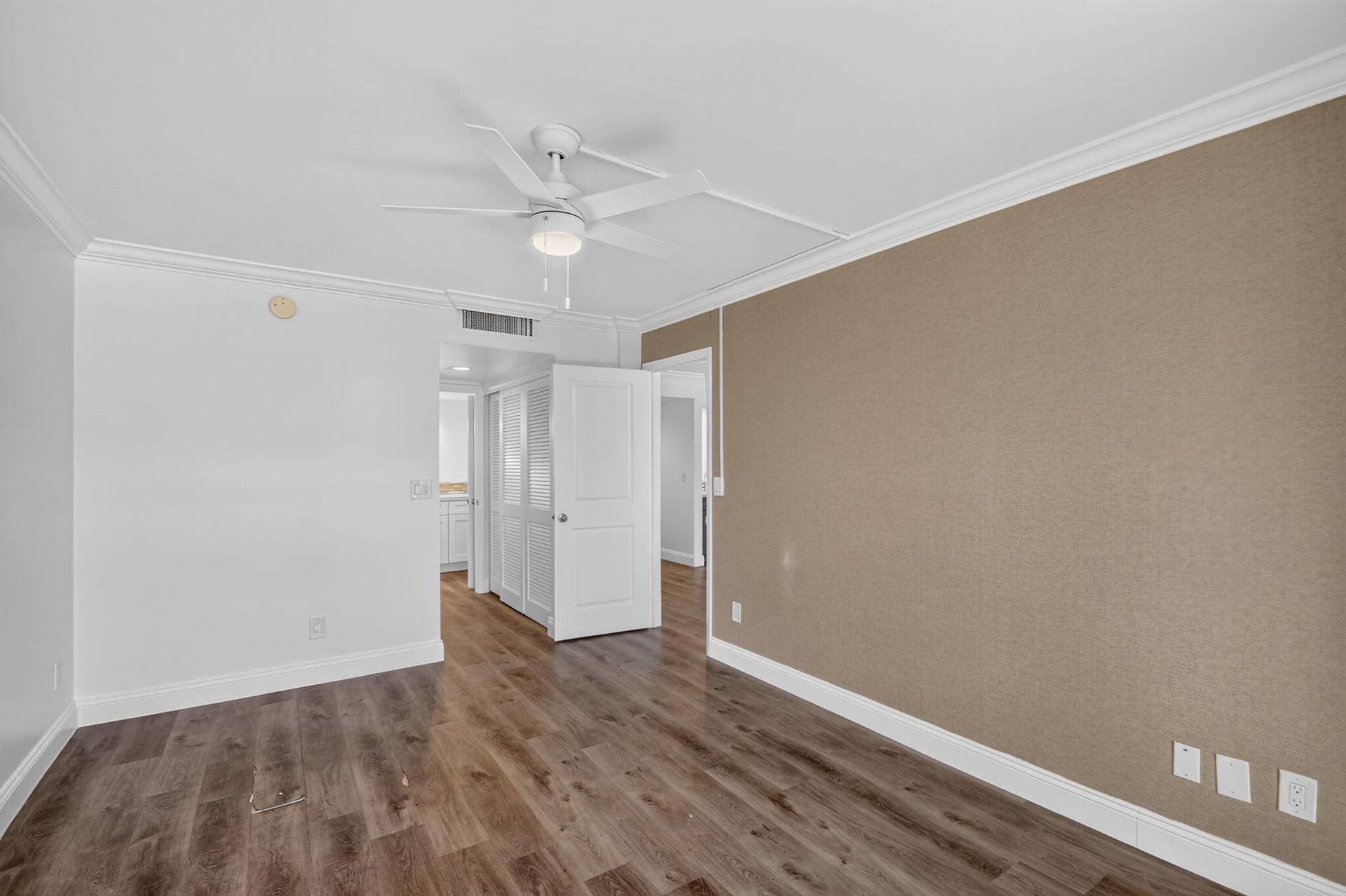 3589 S OCEAN Boulevard, #303, South Palm Beach, FL 33480 16-web-or-mls-DSC_1306
