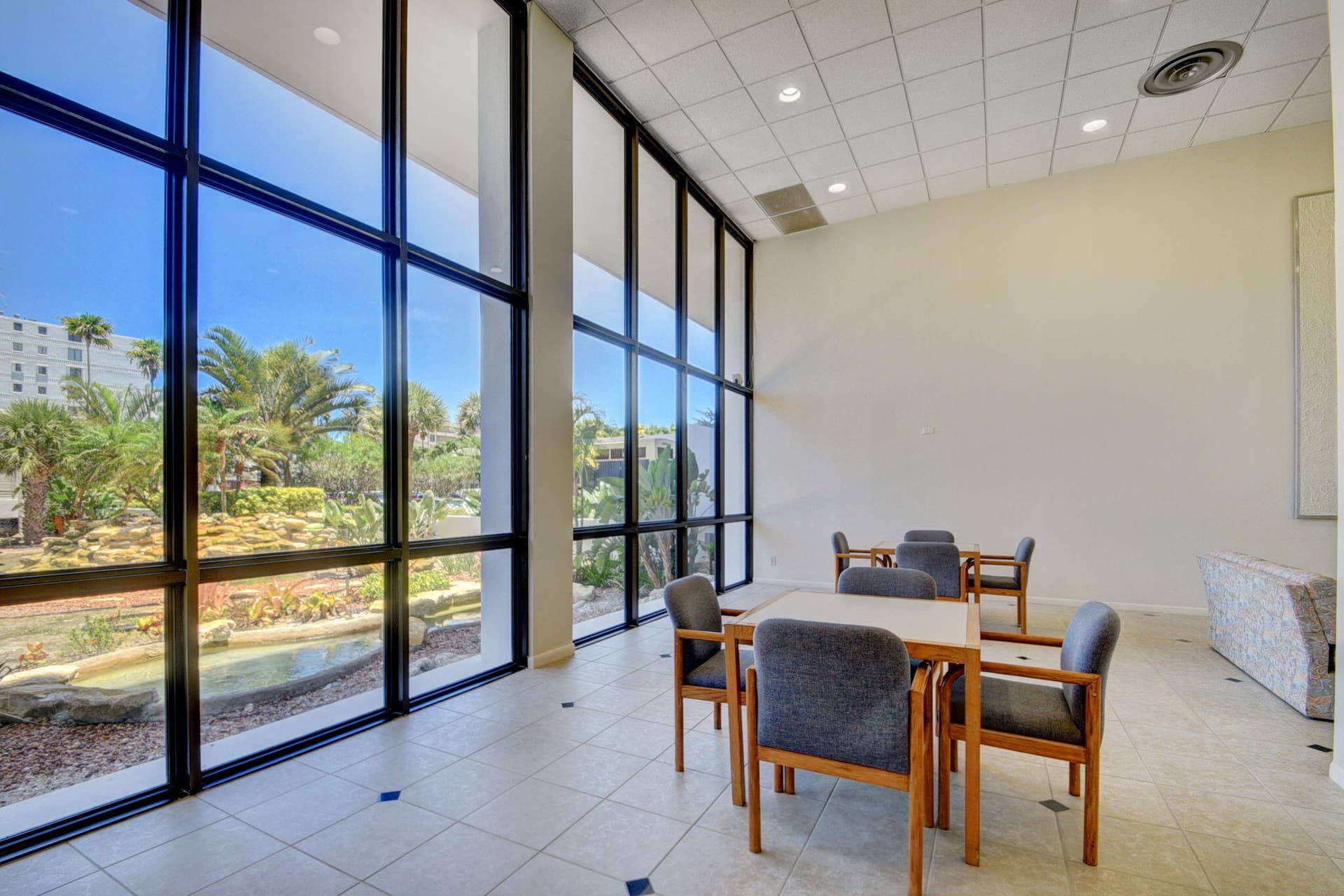 3589 S OCEAN Boulevard, #303, South Palm Beach, FL 33480 56-web-or-mls-g (5)