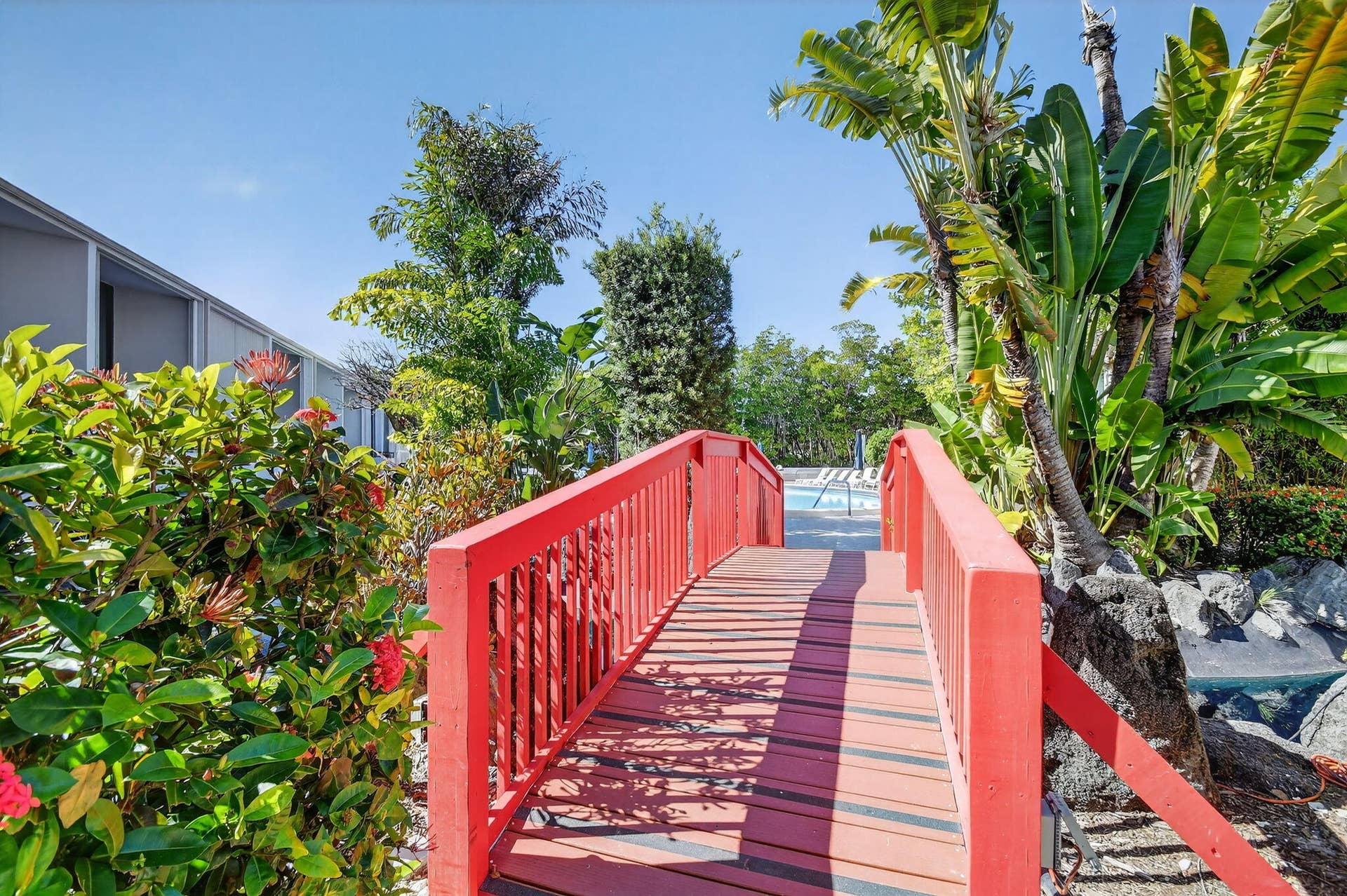 3589 S OCEAN Boulevard, #303, South Palm Beach, FL 33480 67-web-or-mls-DSC_6364