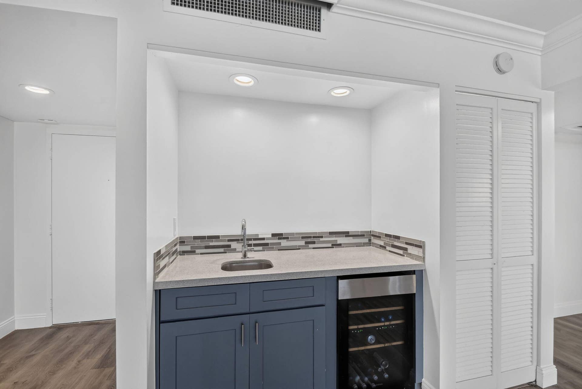 3589 S OCEAN Boulevard, #303, South Palm Beach, FL 33480 25-web-or-mls-DSC_1352