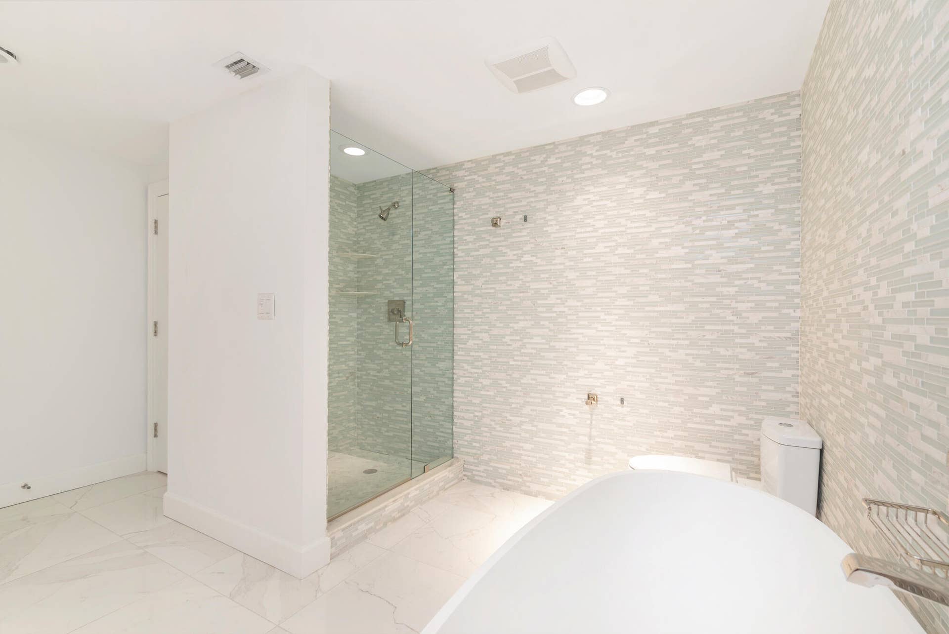 Primary Bathroom with soaking tub and walk in shower