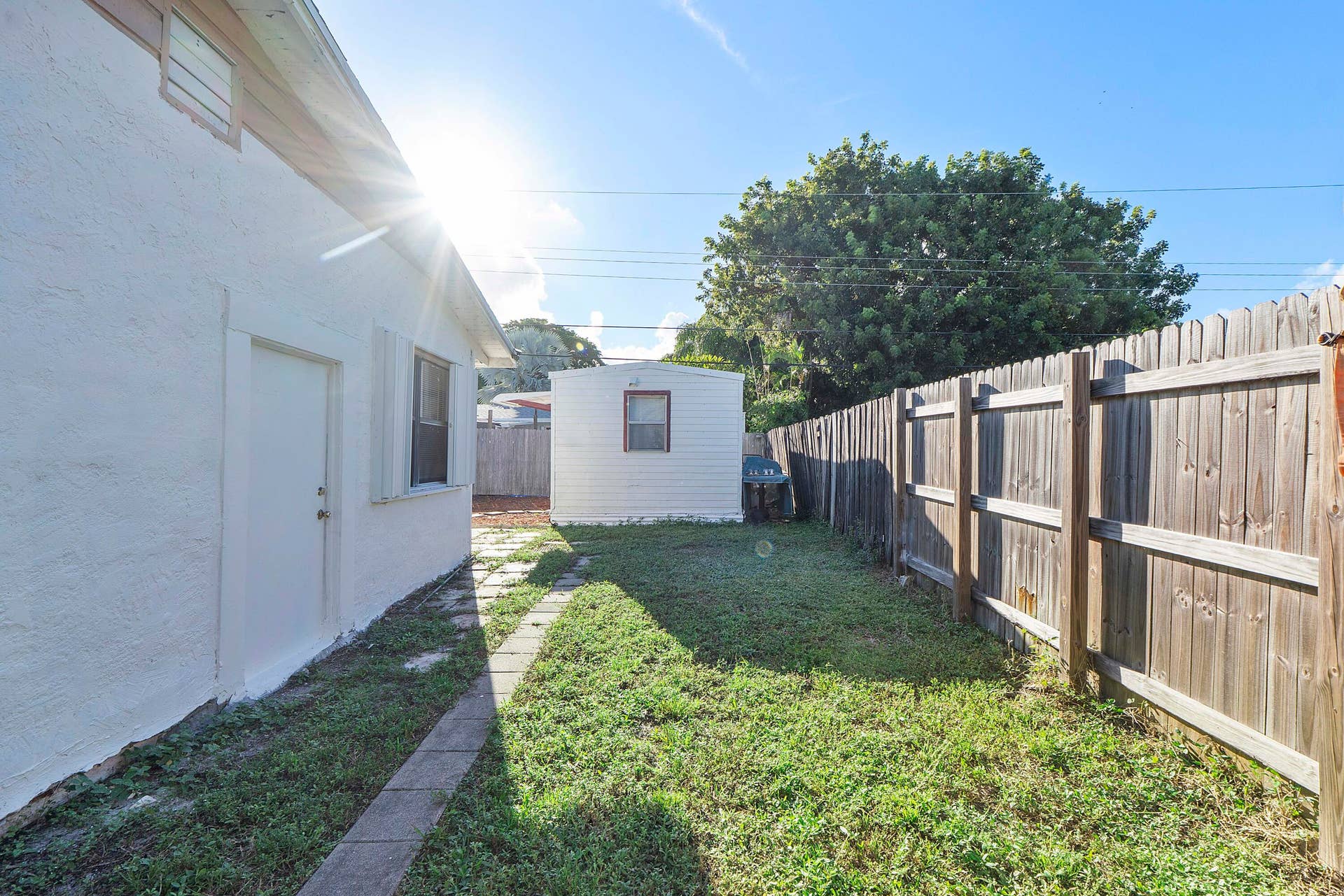 2911 Ne 11th Ave_037