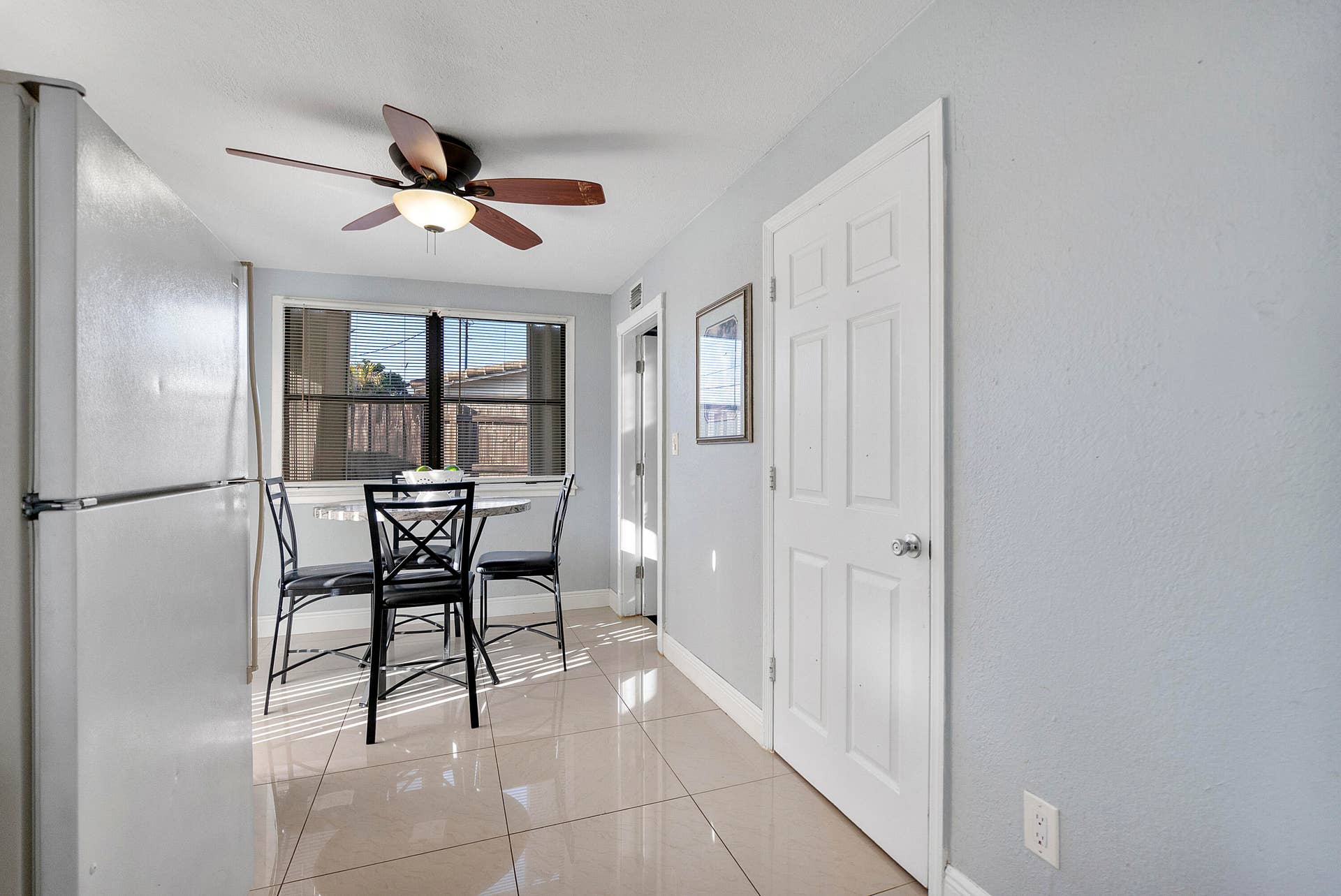 2911 Ne 11th Ave_029