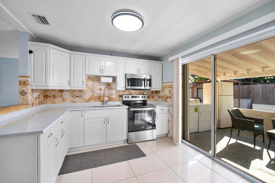 Property photo for 2911 NE 11th Avenue, Pompano Beach, FL