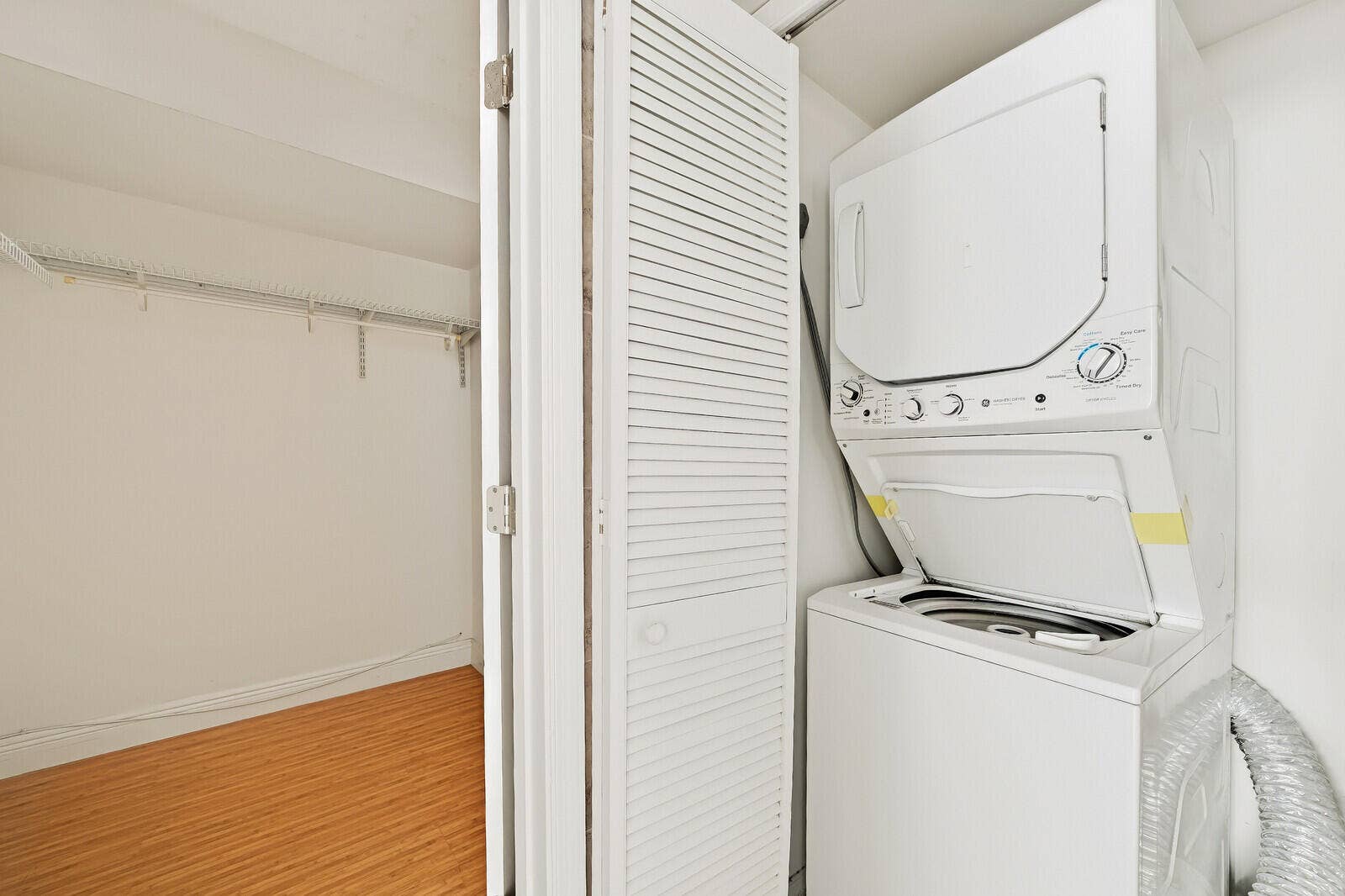 5700 NW 2ND Avenue, #405, Boca Raton, FL 33487 In-Unit Laundry