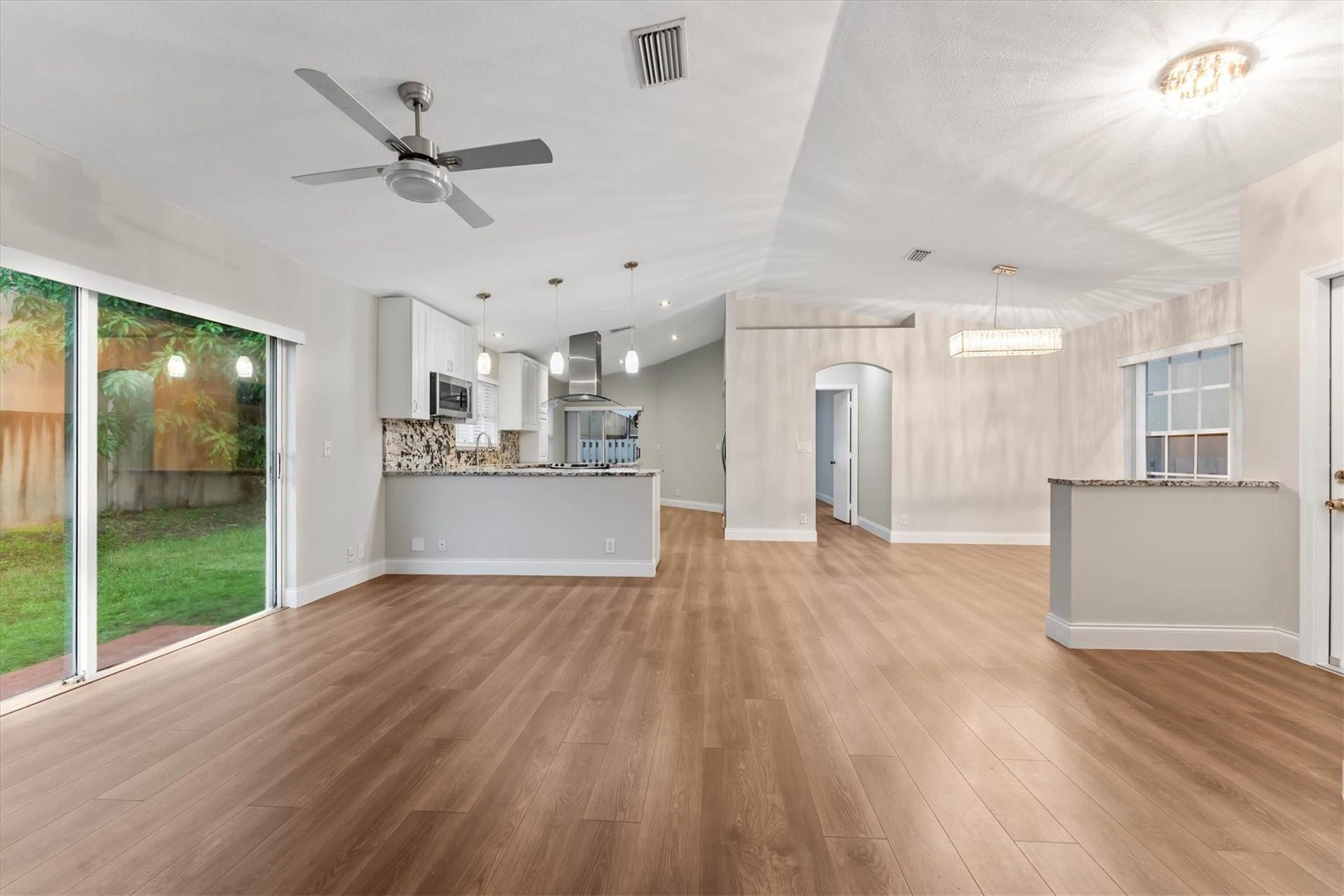 6000 NW 43RD Terrace, Coconut Creek, Coconut Creek, FL 33073 Photo 4