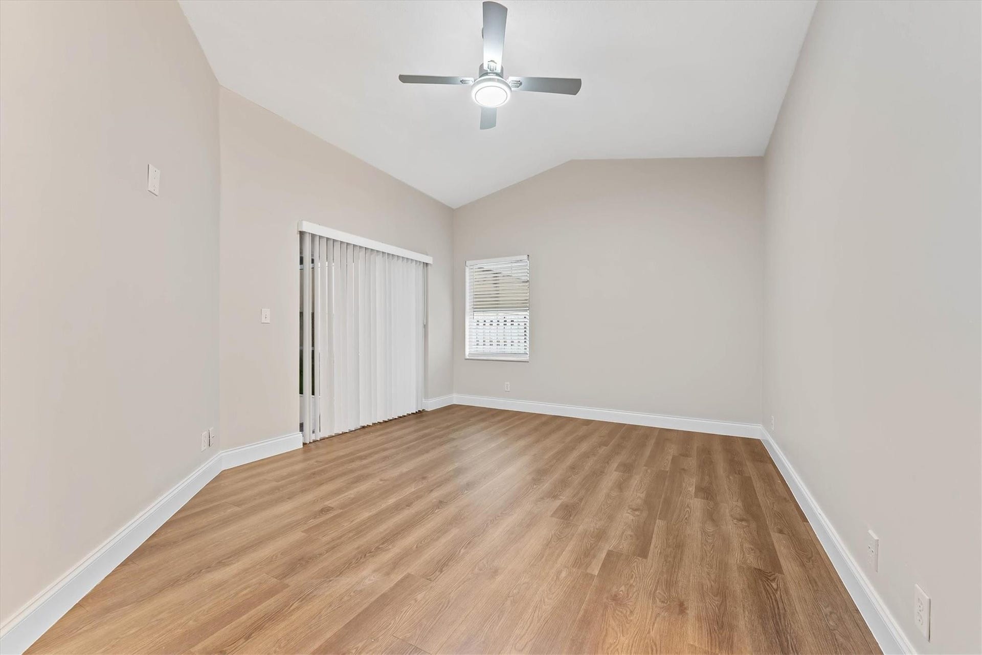 6000 NW 43RD Terrace, Coconut Creek, Coconut Creek, FL 33073 Photo 16