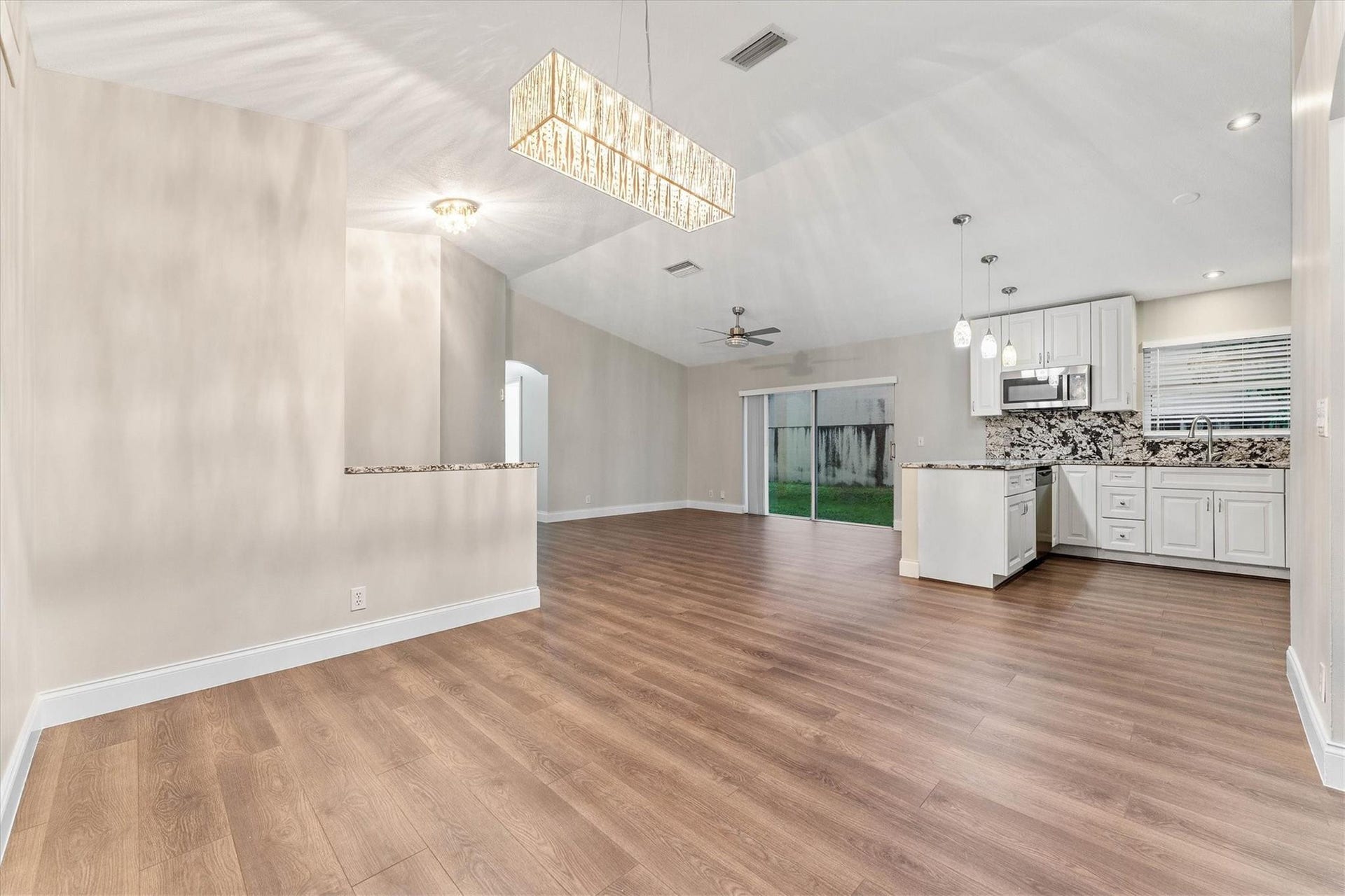 6000 NW 43RD Terrace, Coconut Creek, Coconut Creek, FL 33073 Photo 8