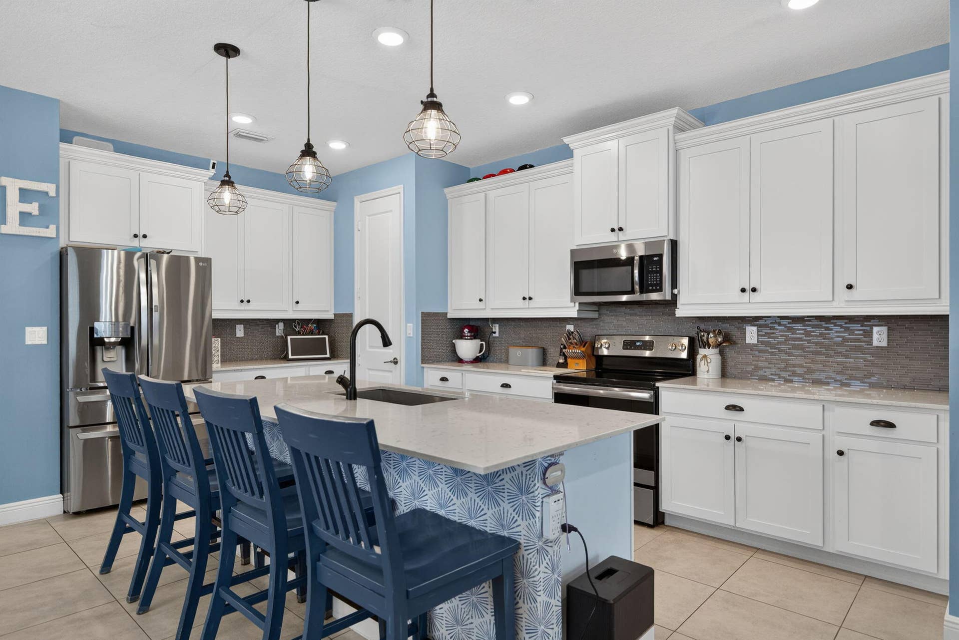 13-web-or-mls-4080 Rosa Dr_MEDIA360VR-13
