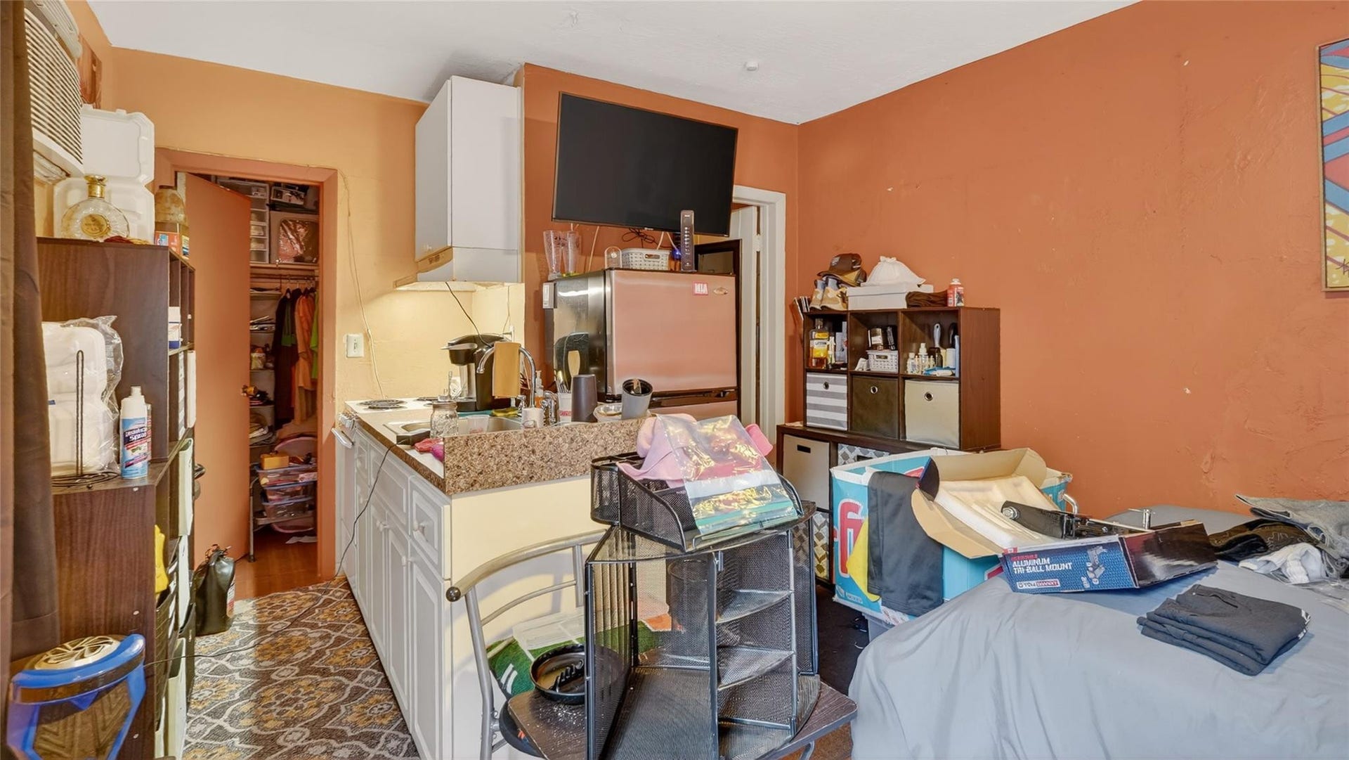 154 NW 67TH Street, Miami, FL 33150 Efficiency Unit