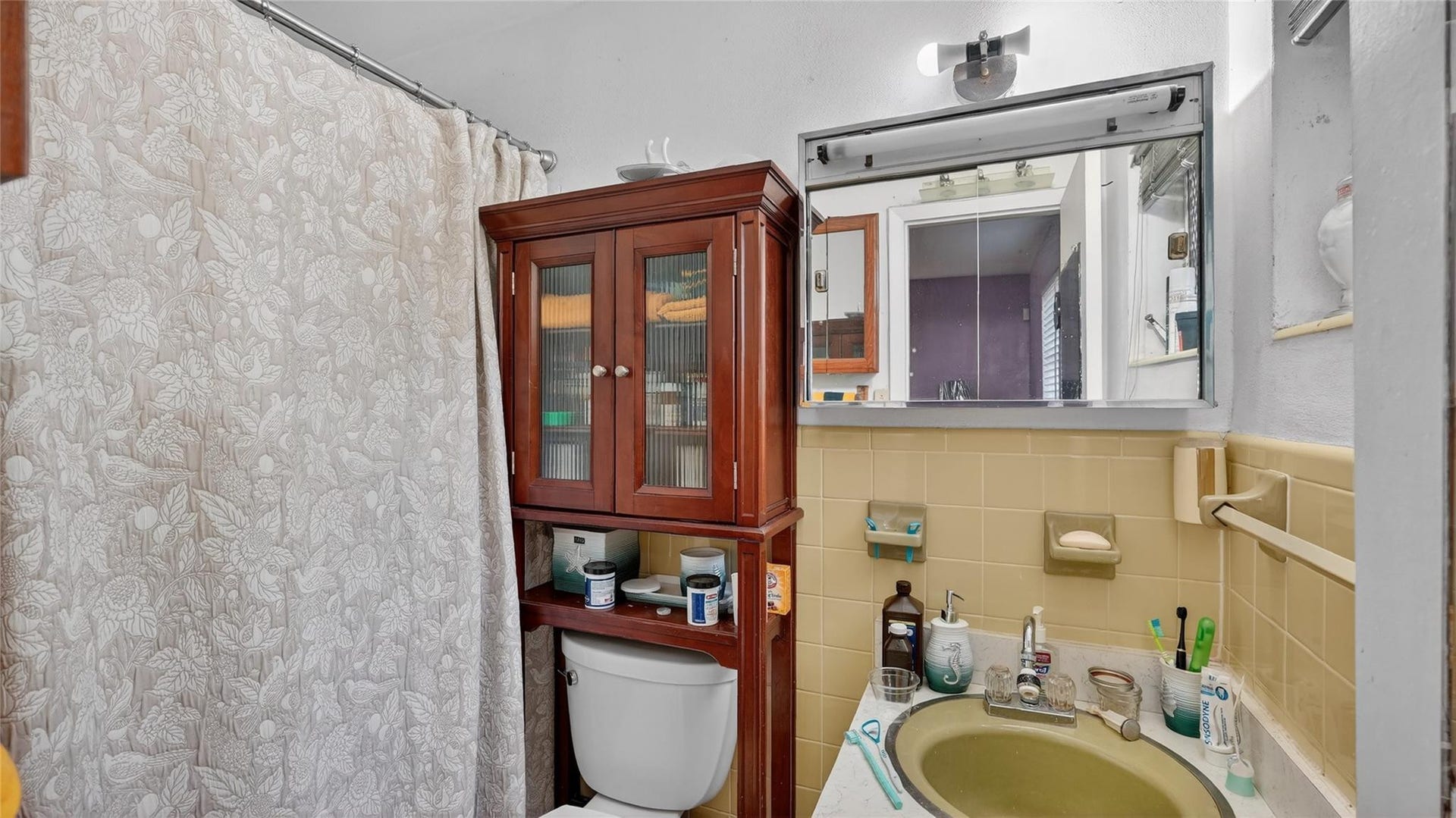 154 NW 67TH Street, Miami, FL 33150 Primary Bathroom