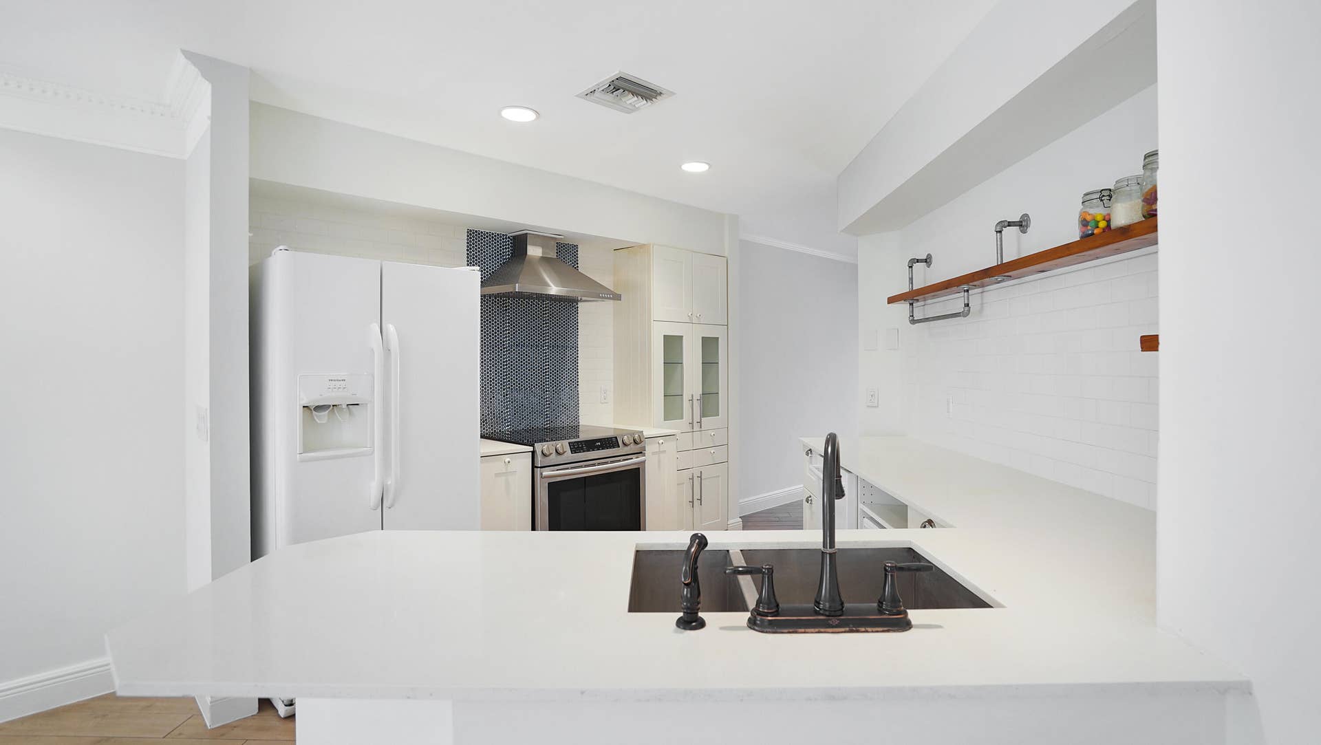 5222 Majorca Club Drive, Boca Raton, FL 33486 Kitchen view from Family Room