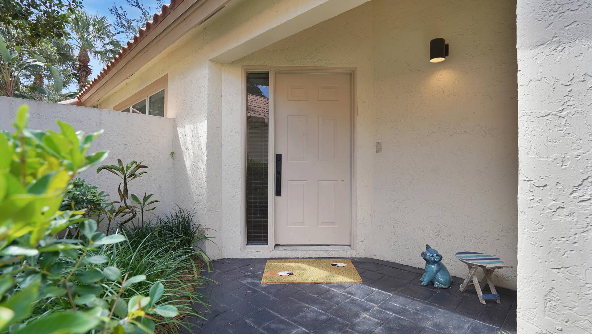 5222 Majorca Club Drive, Boca Raton, FL 33486 Main Door Entry