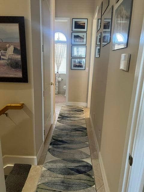3ND LEVEL HALLWAY