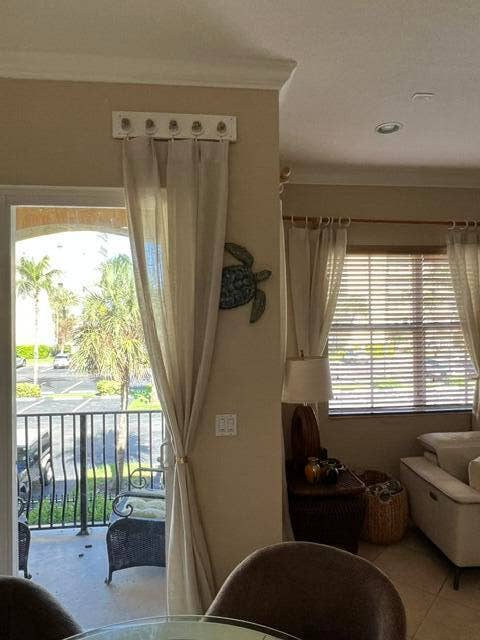 2ND FLOOR BALCONY ENTRY
