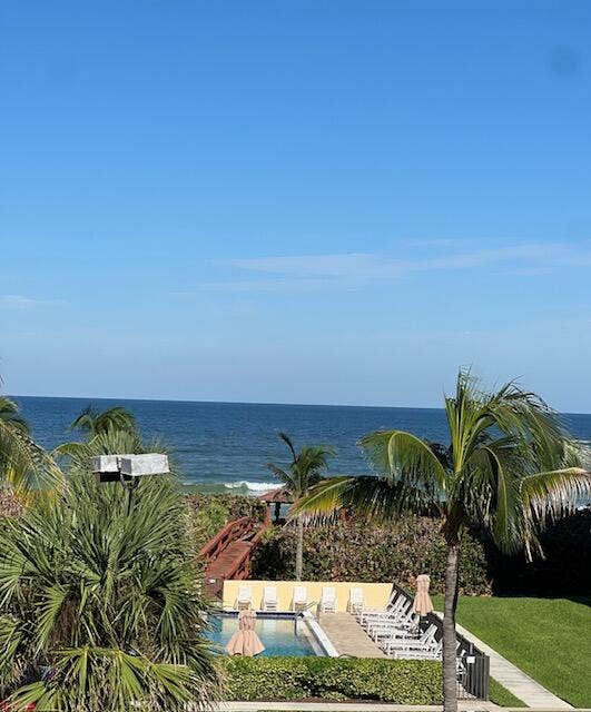 OCEAN VIEW 2ND LEVEL
