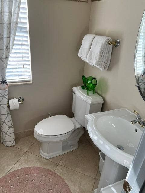 3ND LEVEL GUEST BATH