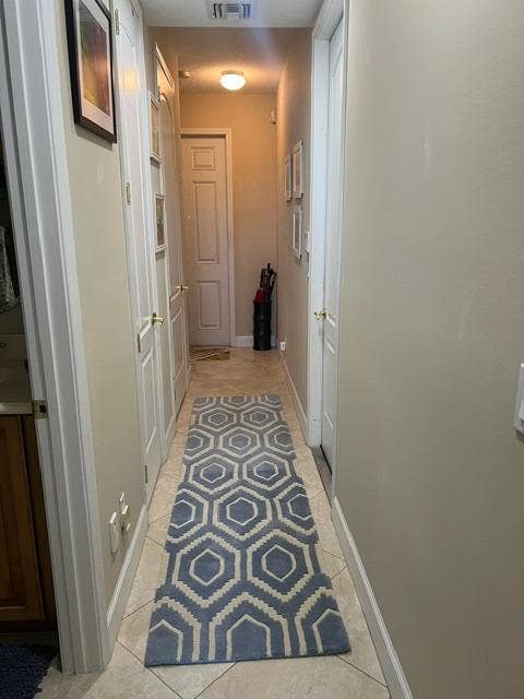 FIRST DOOR FLOOR ENTRYENTRY