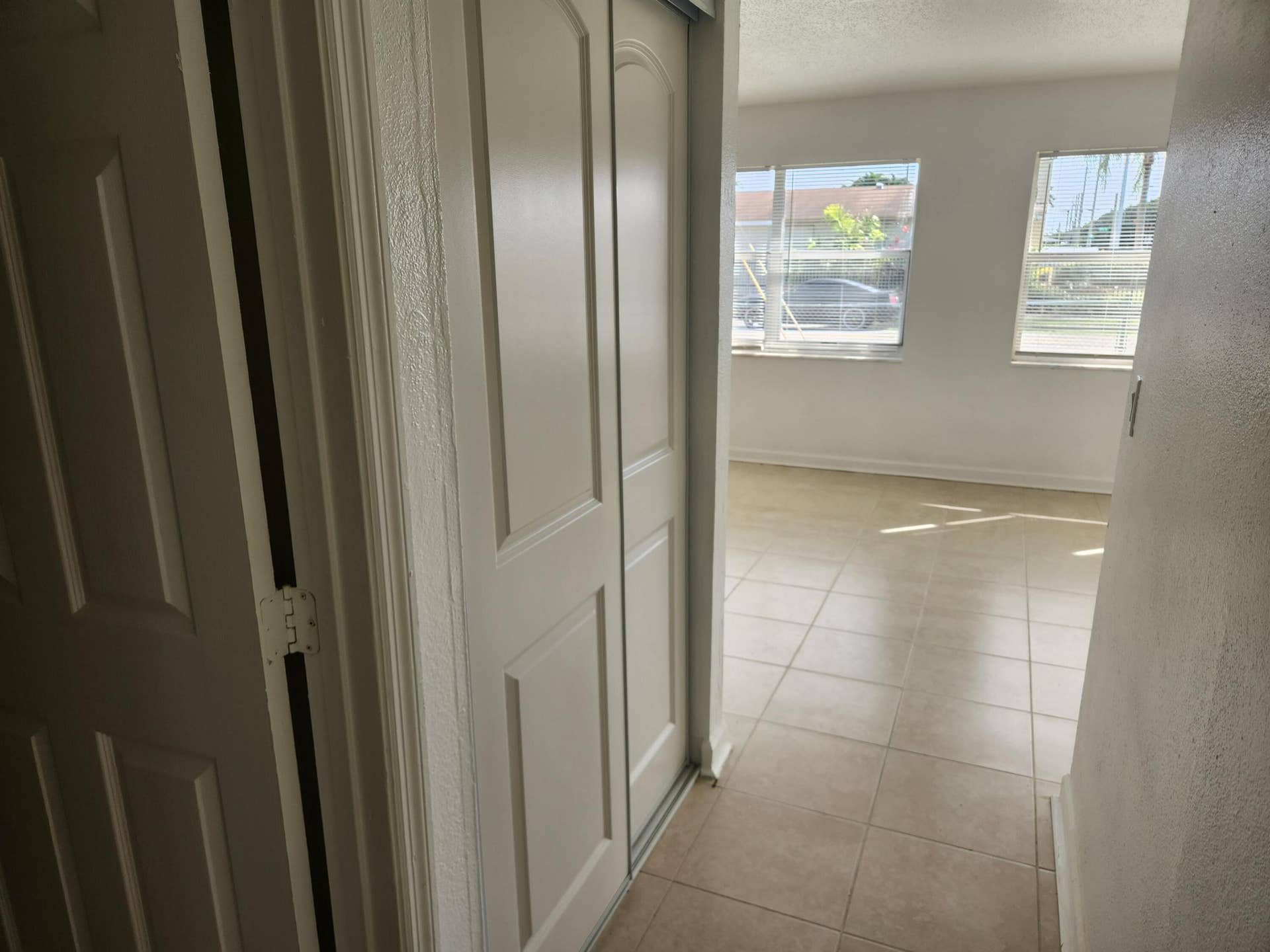 1688 W 10th Street, Riviera Beach, FL 33404 1000031491