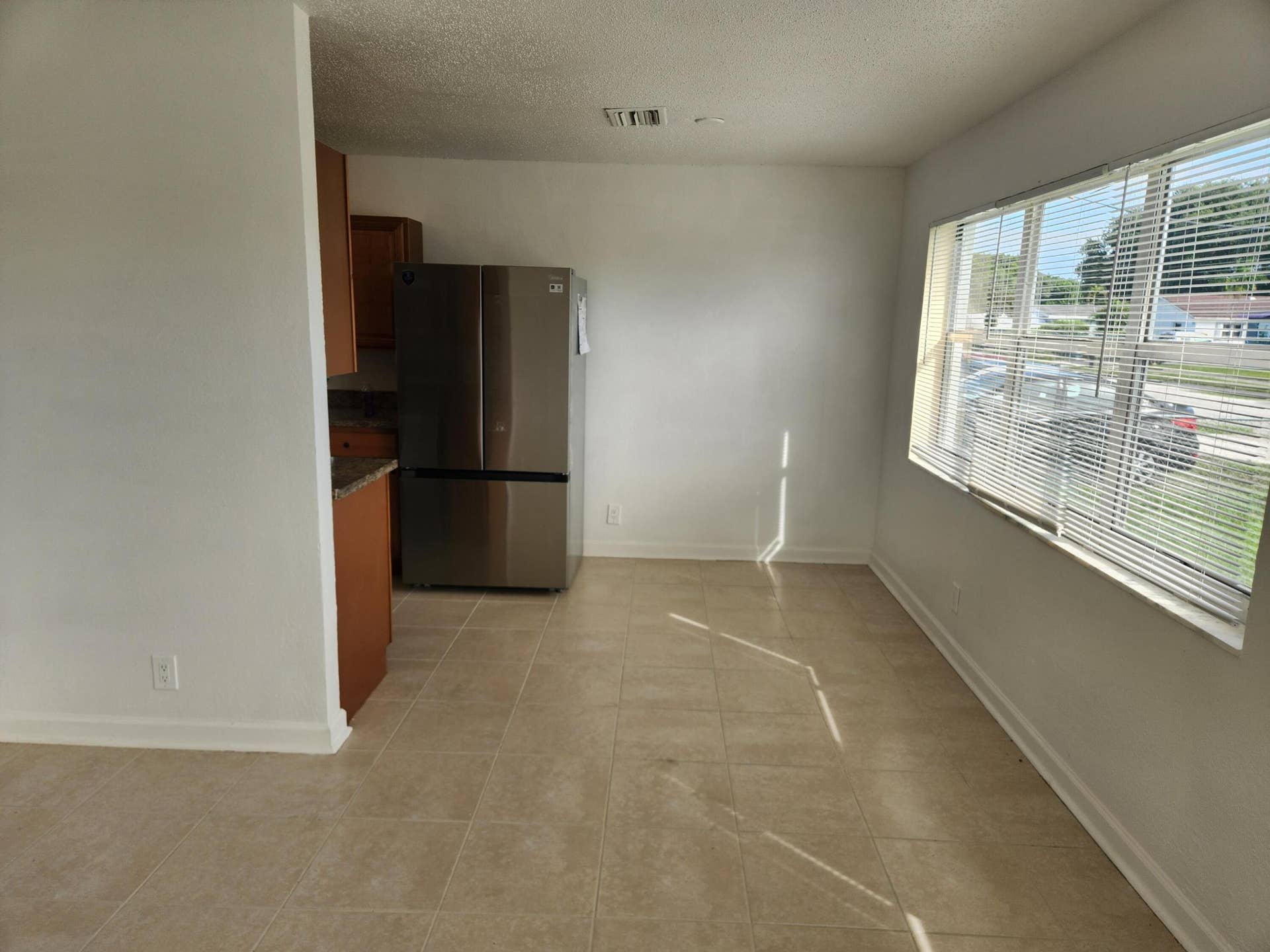 1688 W 10th Street, Riviera Beach, FL 33404 1000031482