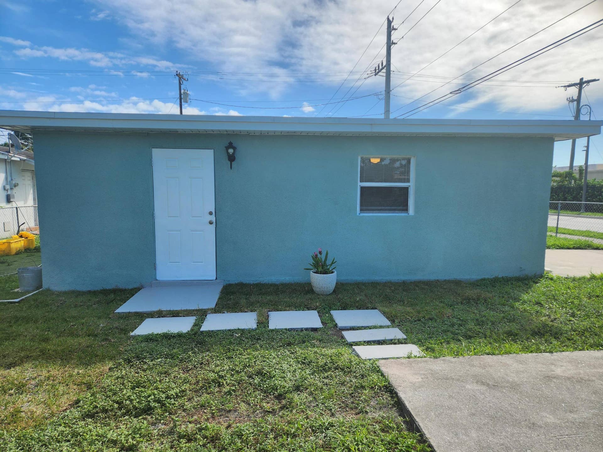 1688 W 10th Street, Riviera Beach, FL 33404 1000031465