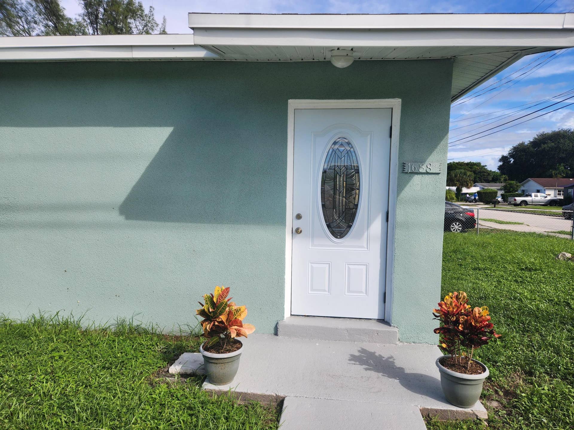 1688 W 10th Street, Riviera Beach, FL 33404 1000031470