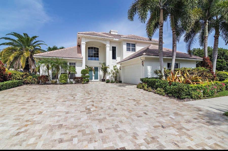Property photo for 125 Pembroke Drive, #125, Palm Beach Gardens, FL
