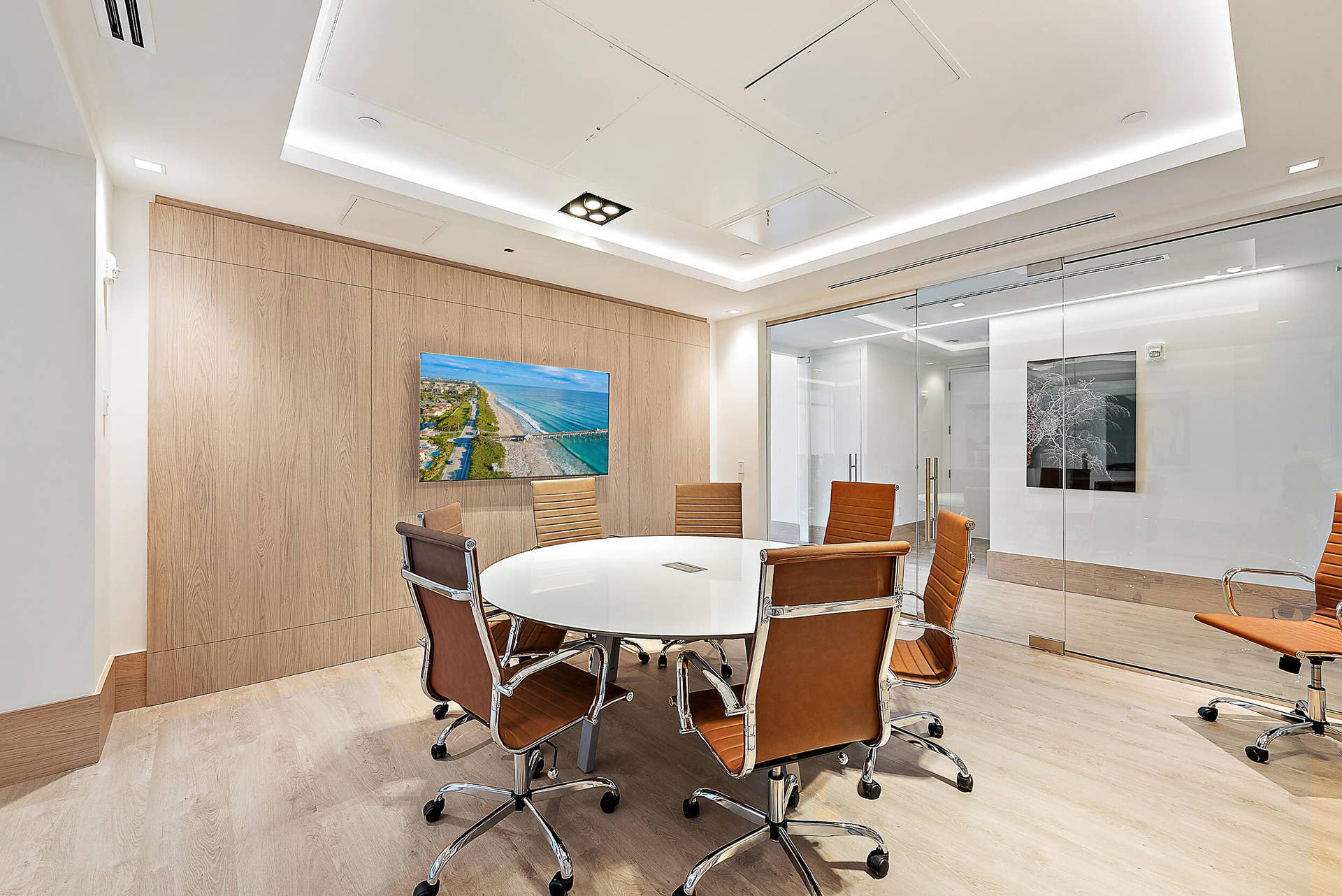 6th Floor - Meeting Room