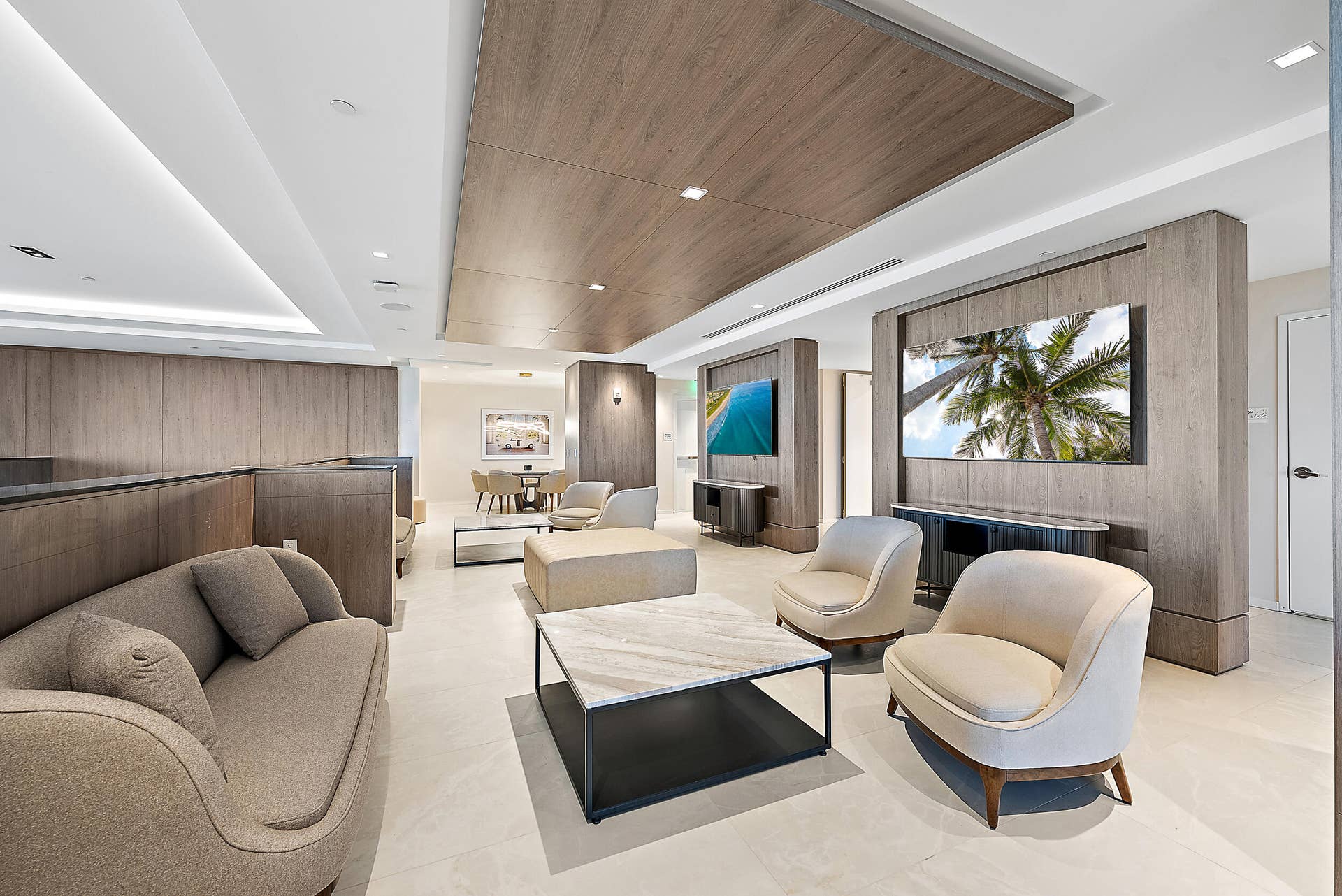 5th Floor Lounge