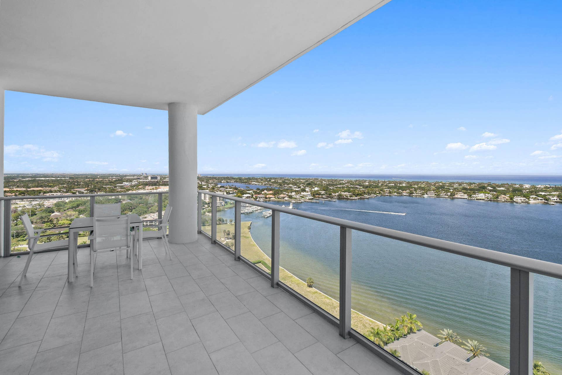Penthouse Water View Terrace