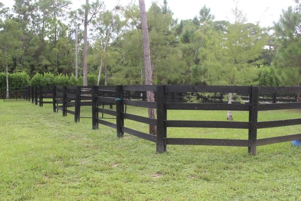 14407 HALTER Road, #Barn, Wellington, FL 33414 14407 Halter paddocks