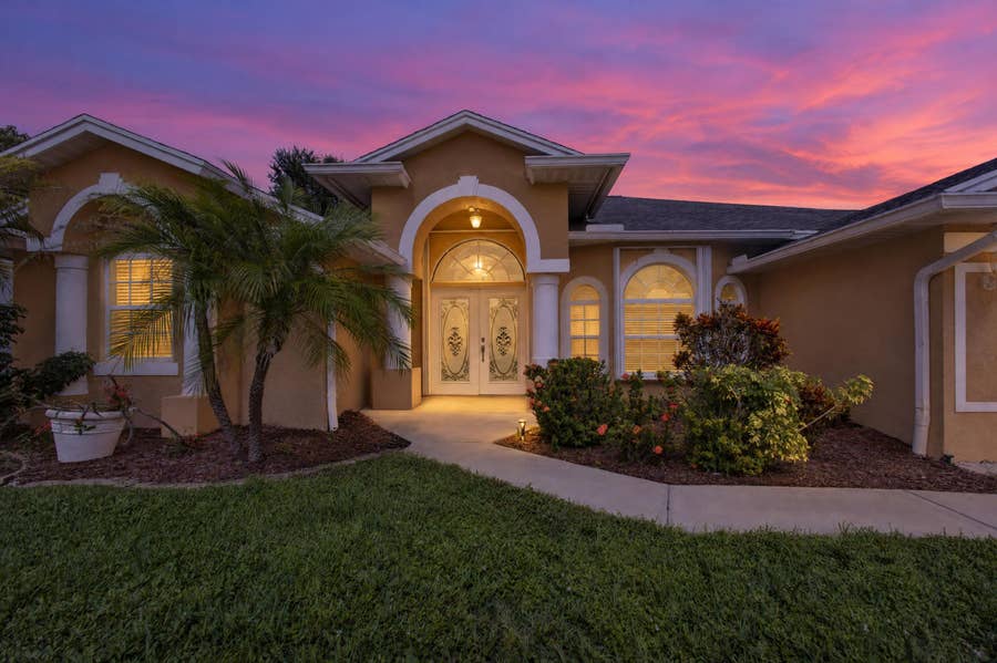 Property photo for 2914 SW Boxwood Circle, Port St Lucie, FL