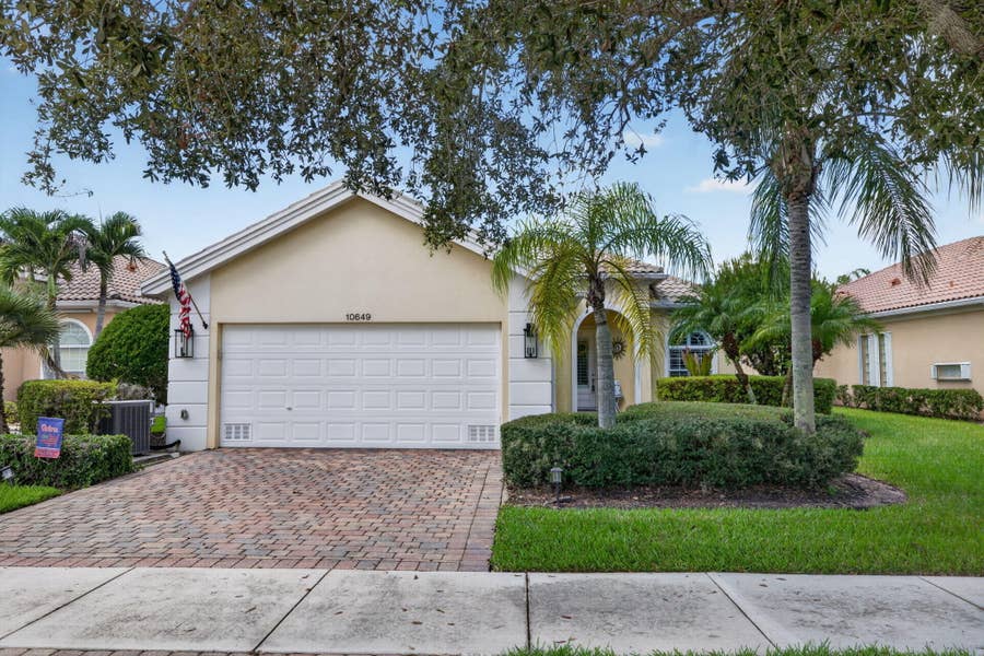 Property photo for 10649 SW STRATTON Drive, Port St Lucie, FL